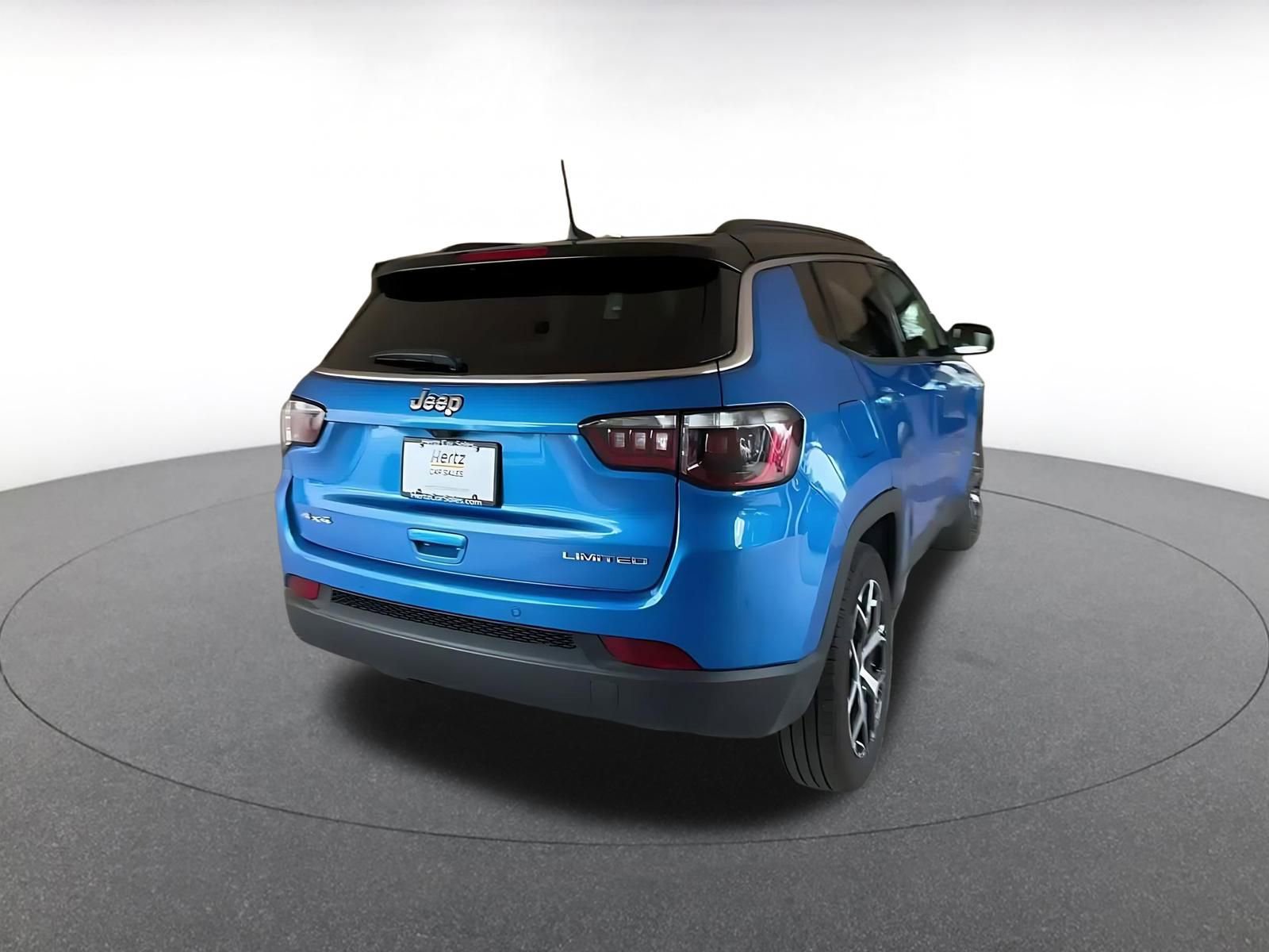 Thumbnail: 2025 Jeep Compass - 14