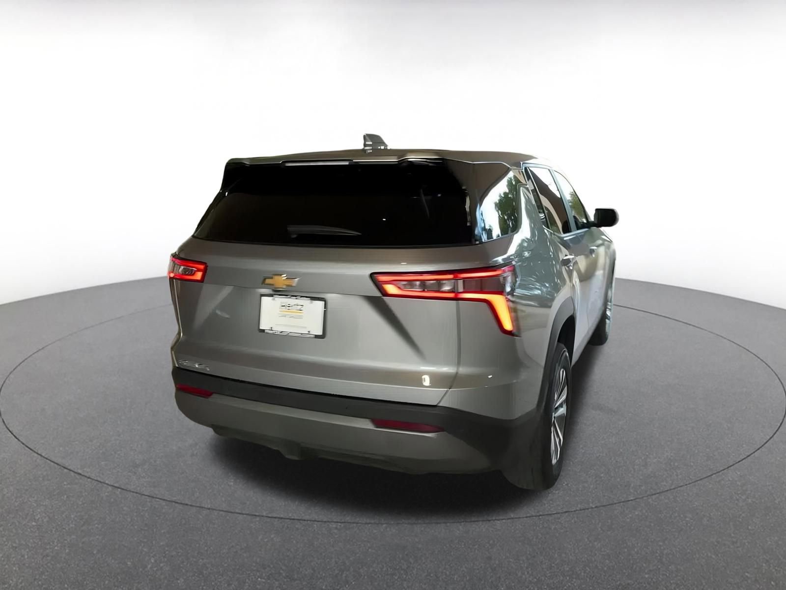 Thumbnail: 2025 Chevrolet Equinox - 14