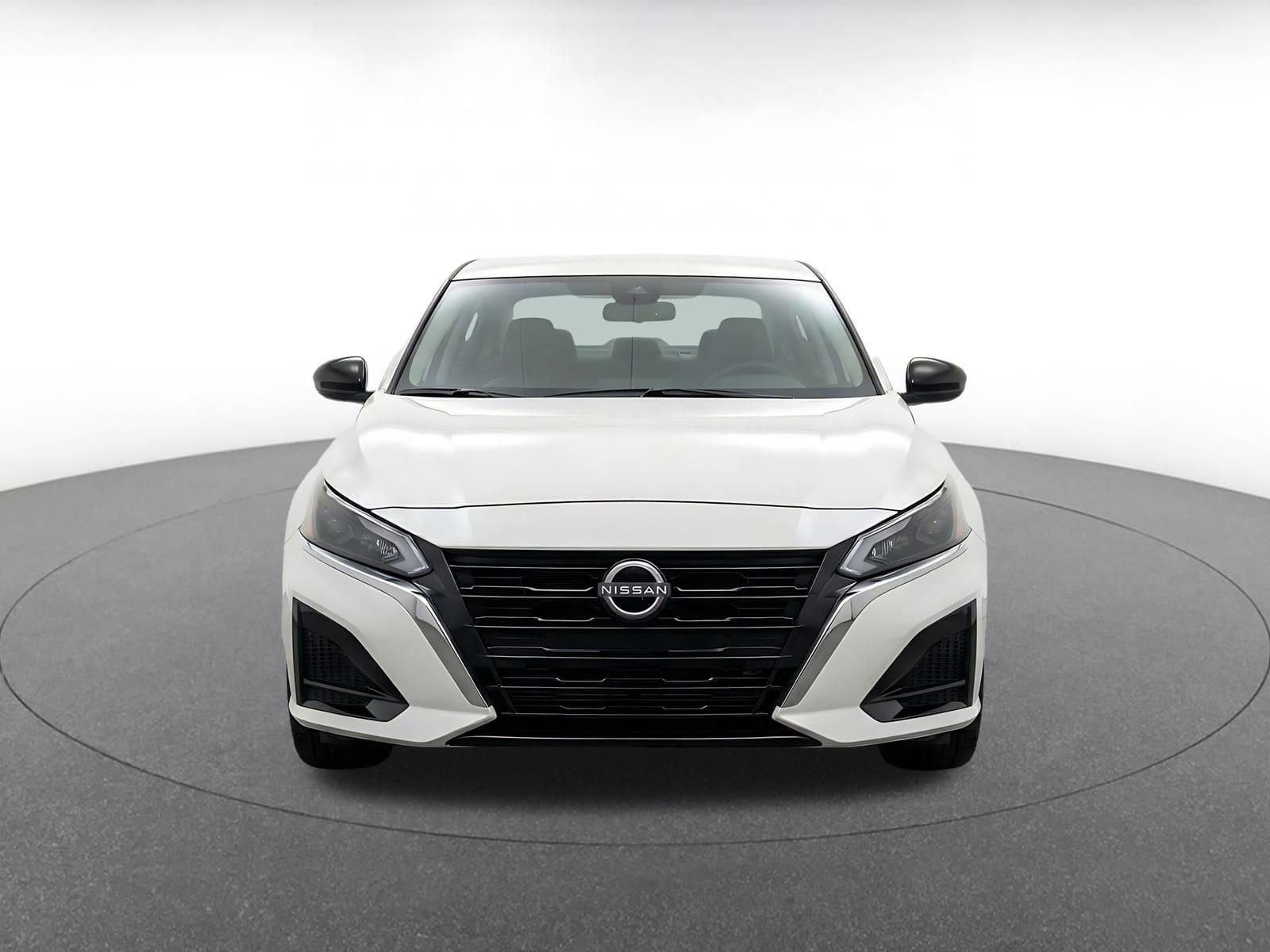 Thumbnail: 2025 Nissan Altima - 2