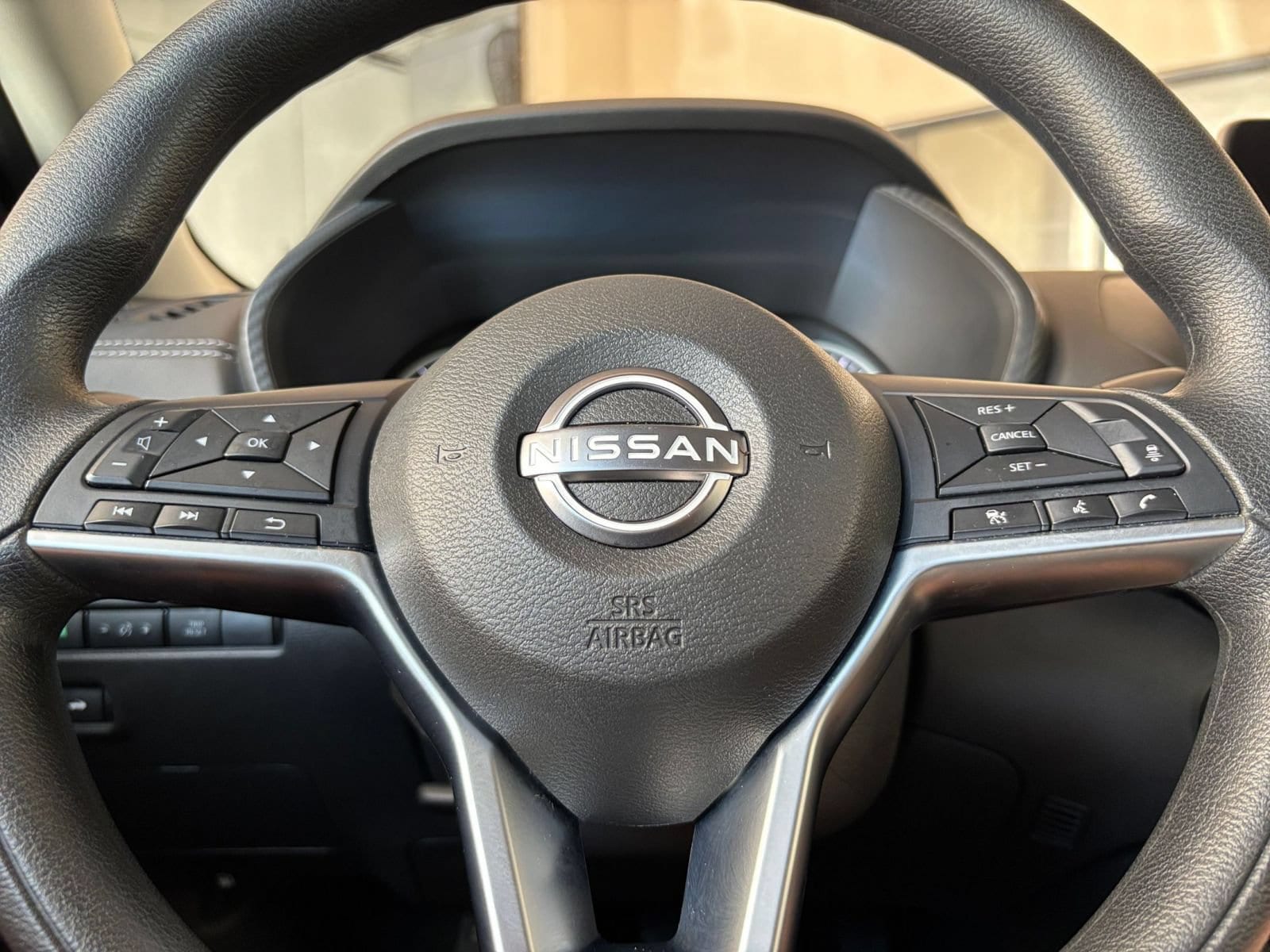 Thumbnail: 2025 Nissan Sentra - 25