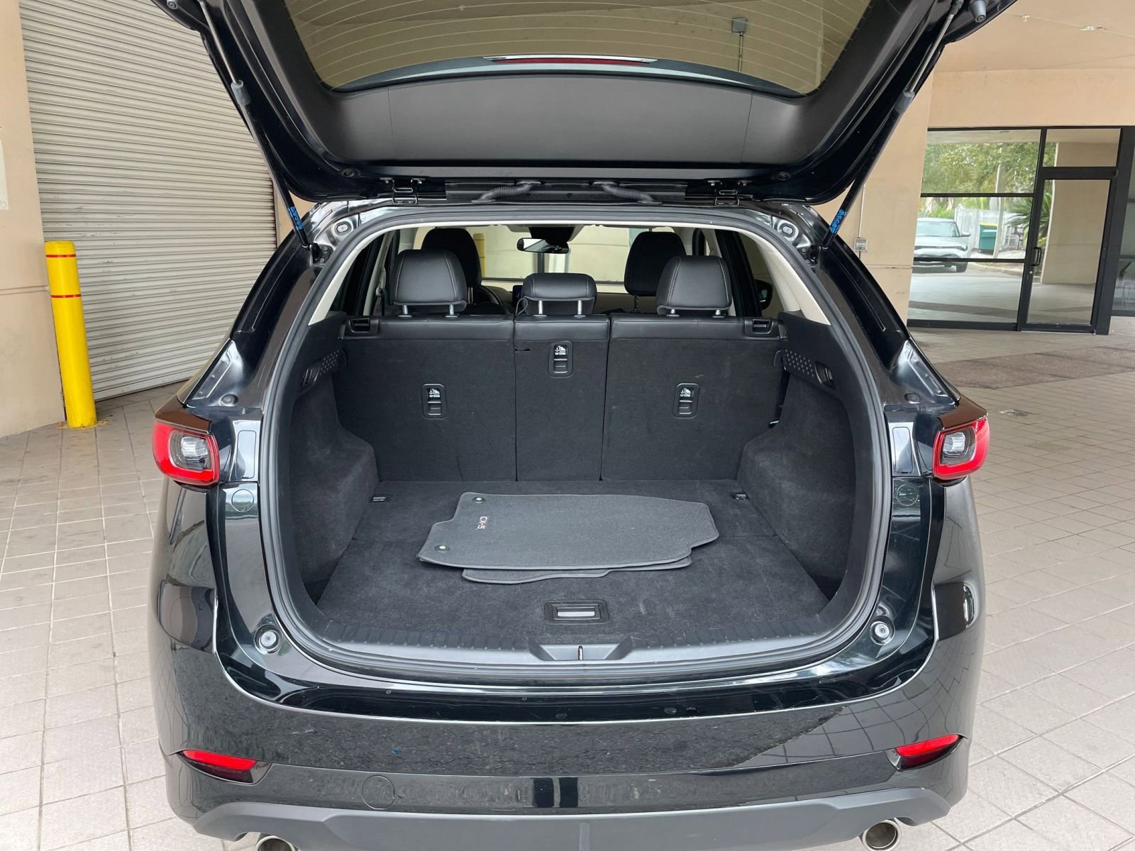 Thumbnail: 2025 Mazda CX-5 - 25