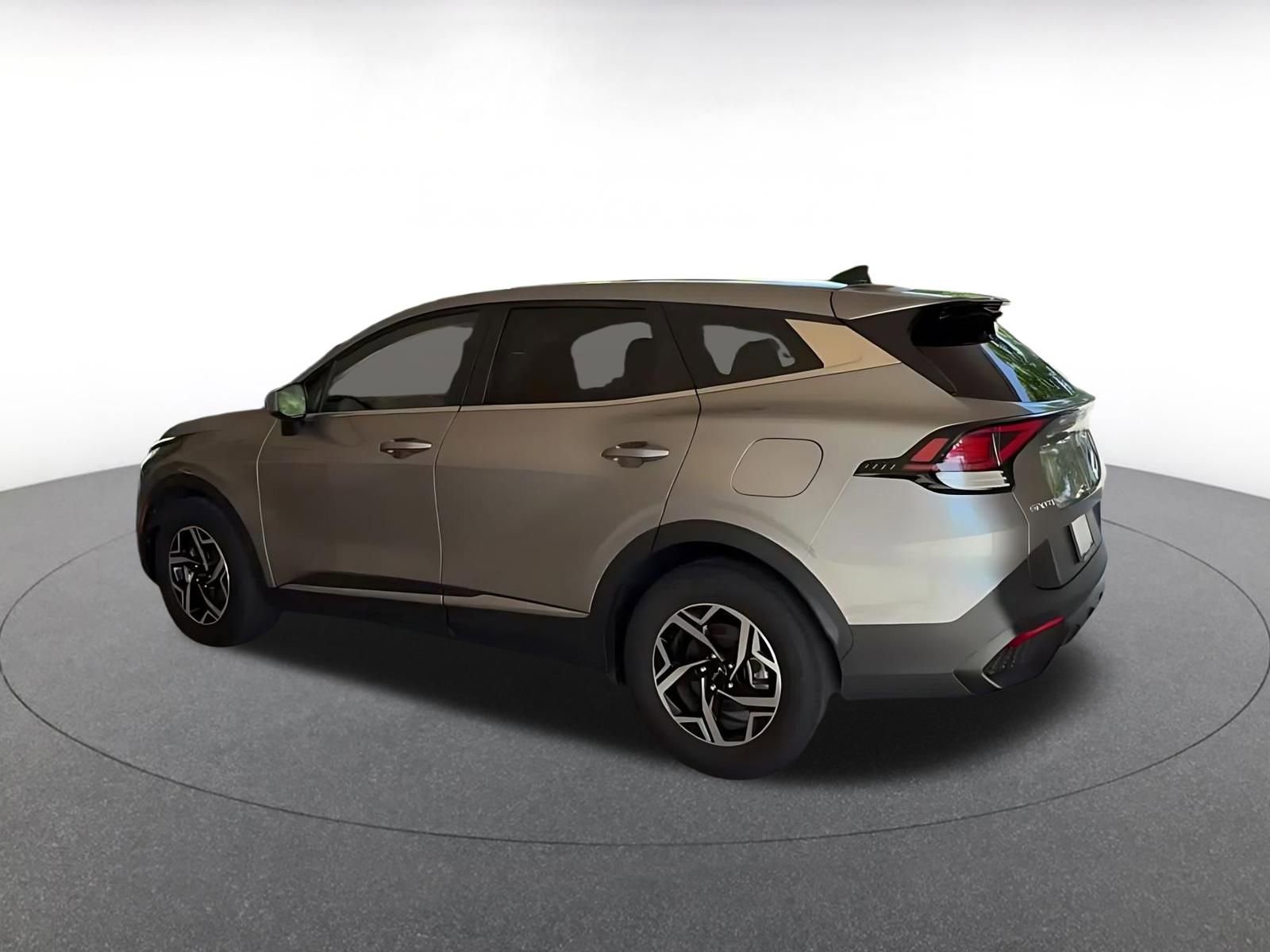 Thumbnail: 2025 Kia Sportage - 9