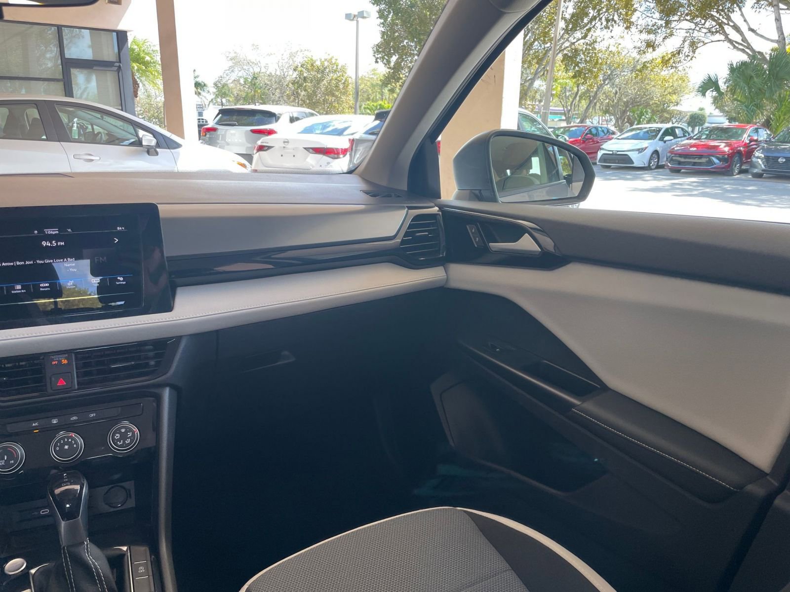 Thumbnail: 2025 Volkswagen Taos - 31