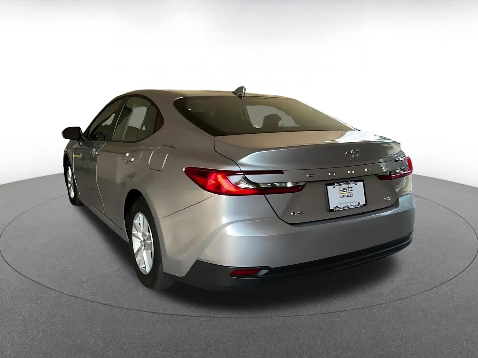 Thumbnail: 2025 Toyota Camry - 11