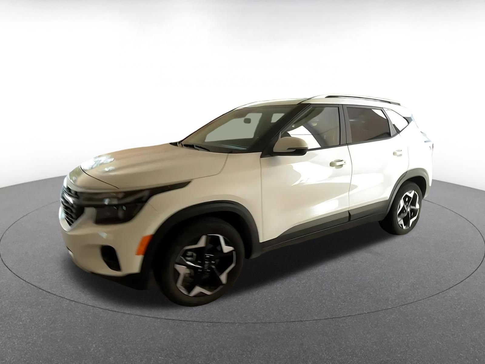 Thumbnail: 2025 Kia Seltos - 8