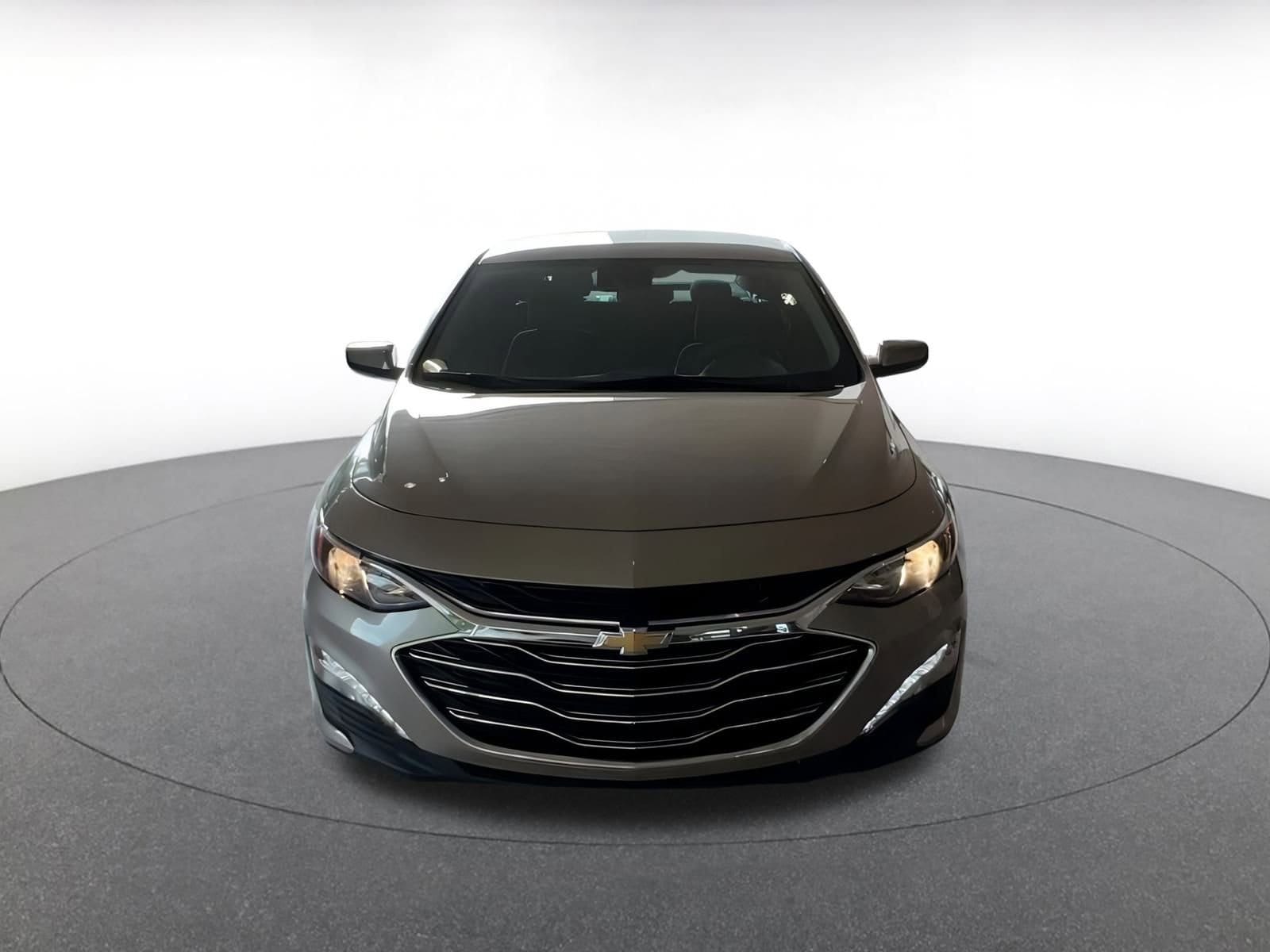 Thumbnail: 2024 Chevrolet Malibu - 4