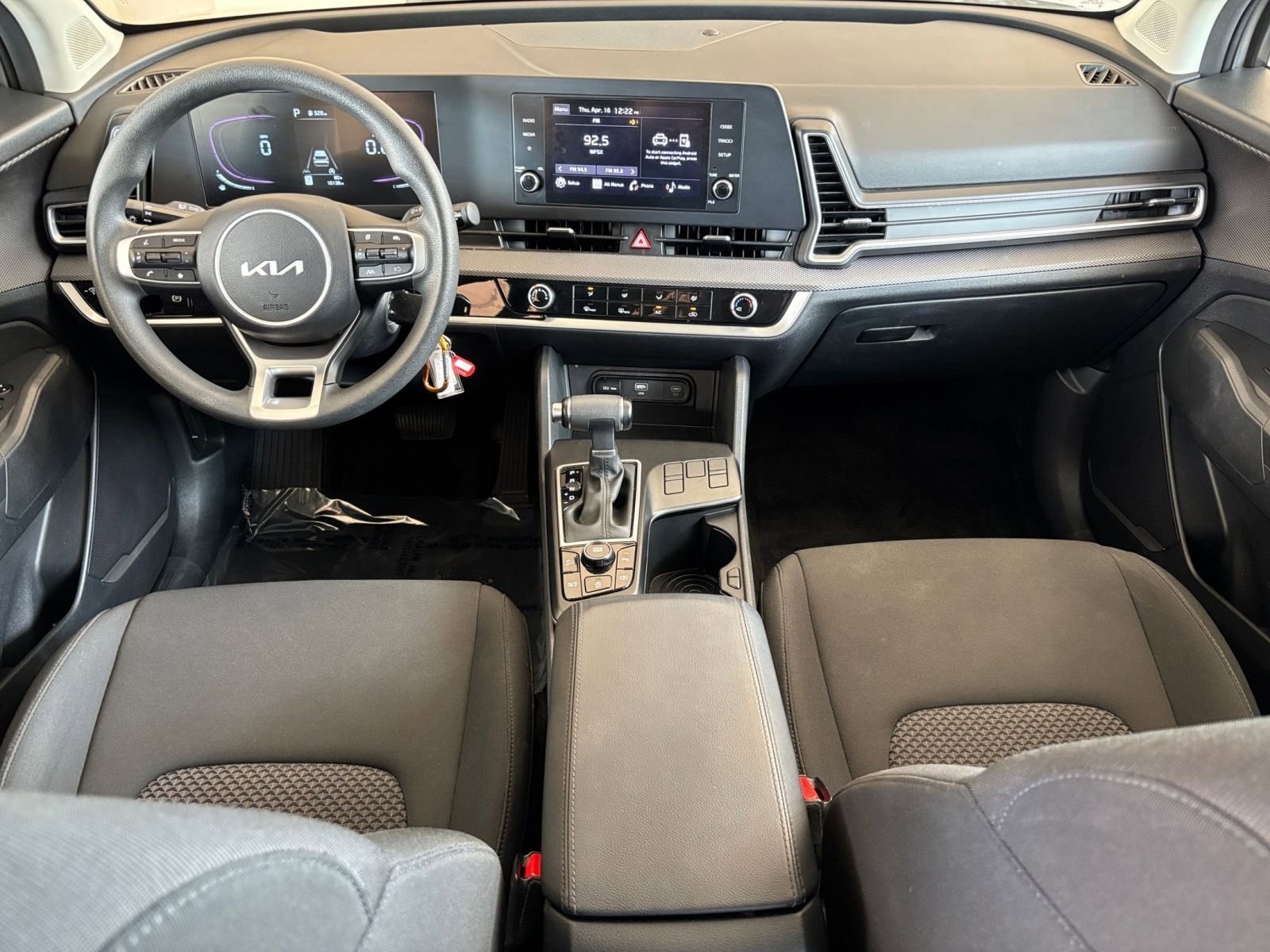 Thumbnail: 2025 Kia Sportage - 32