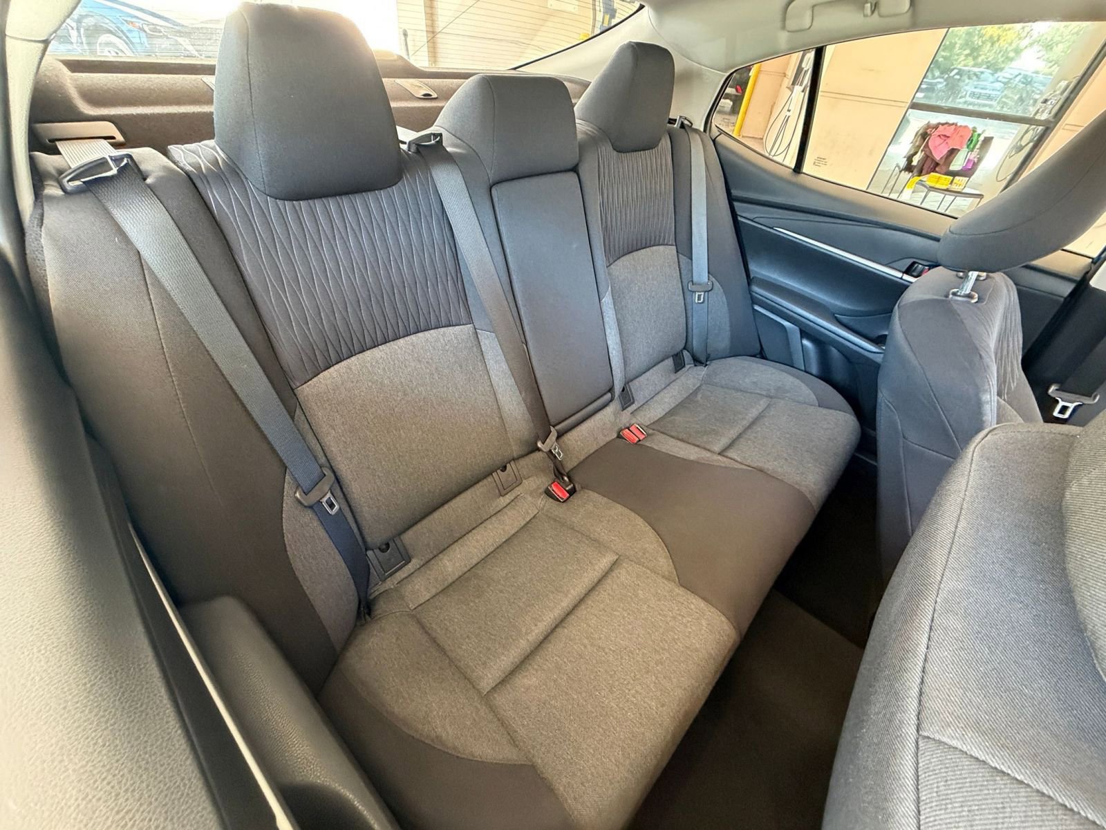 Thumbnail: 2025 Toyota Camry - 32