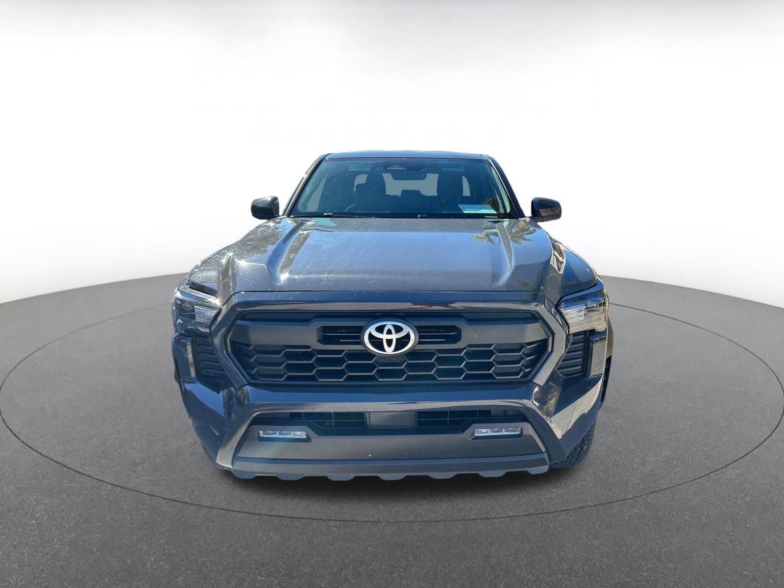 Thumbnail: 2025 Toyota Tacoma - 3