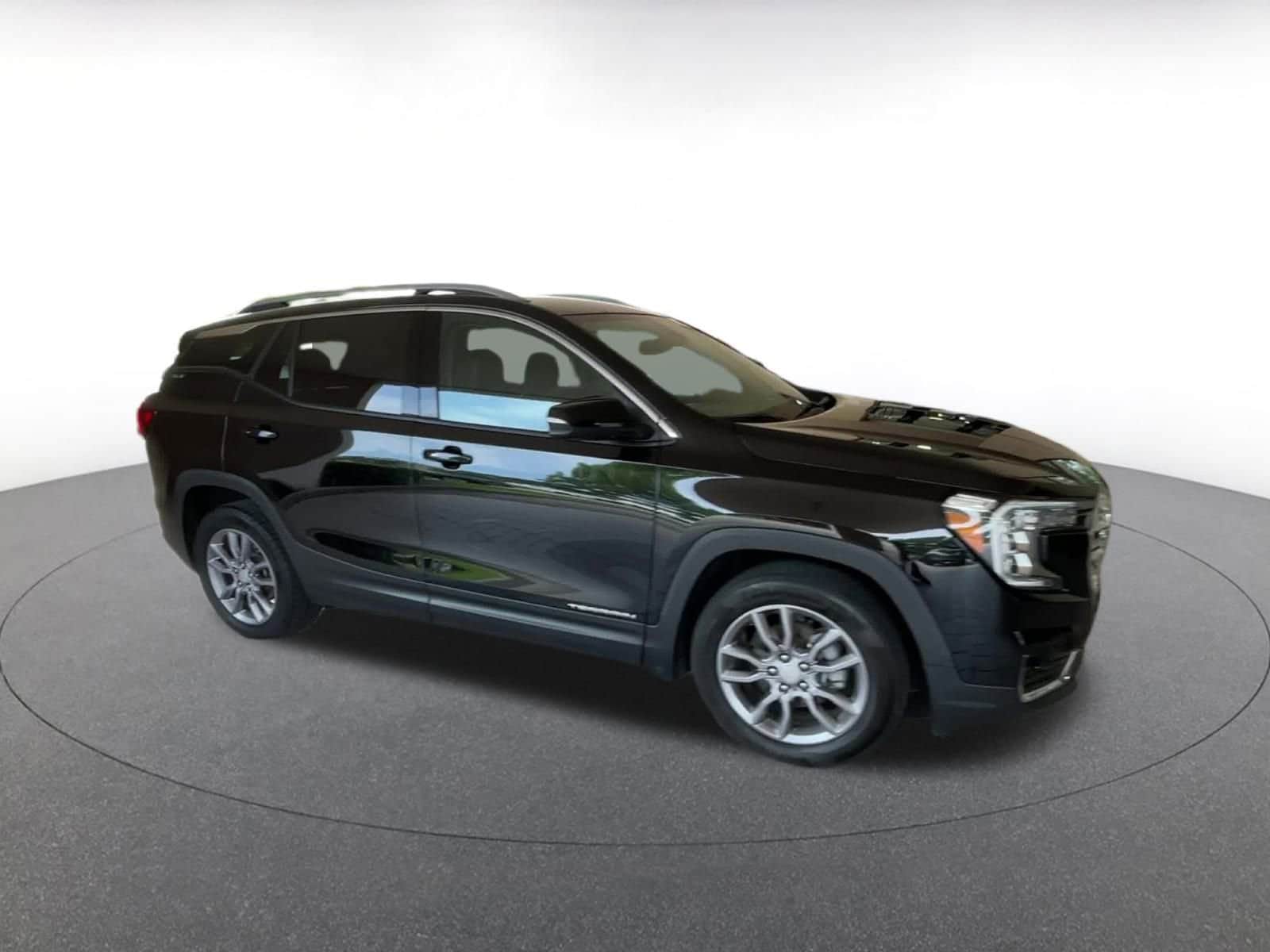Thumbnail: 2023 GMC Terrain - 2