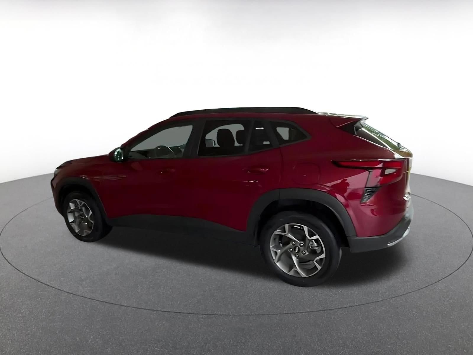 Thumbnail: 2025 Chevrolet Trax - 8
