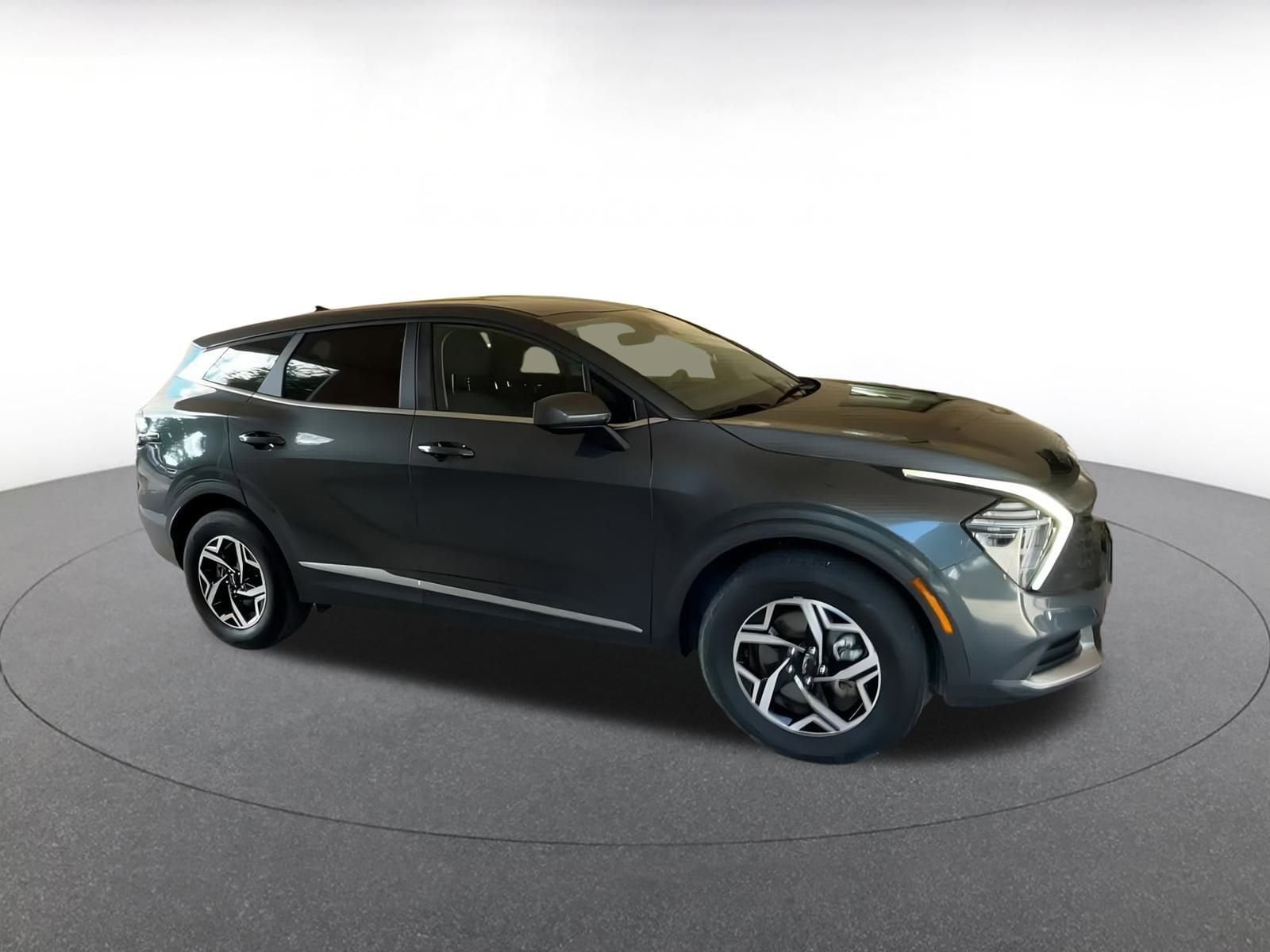 Thumbnail: 2024 Kia Sportage - 2
