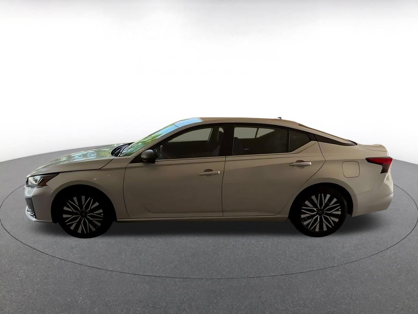 Thumbnail: 2026 Nissan Altima - 7
