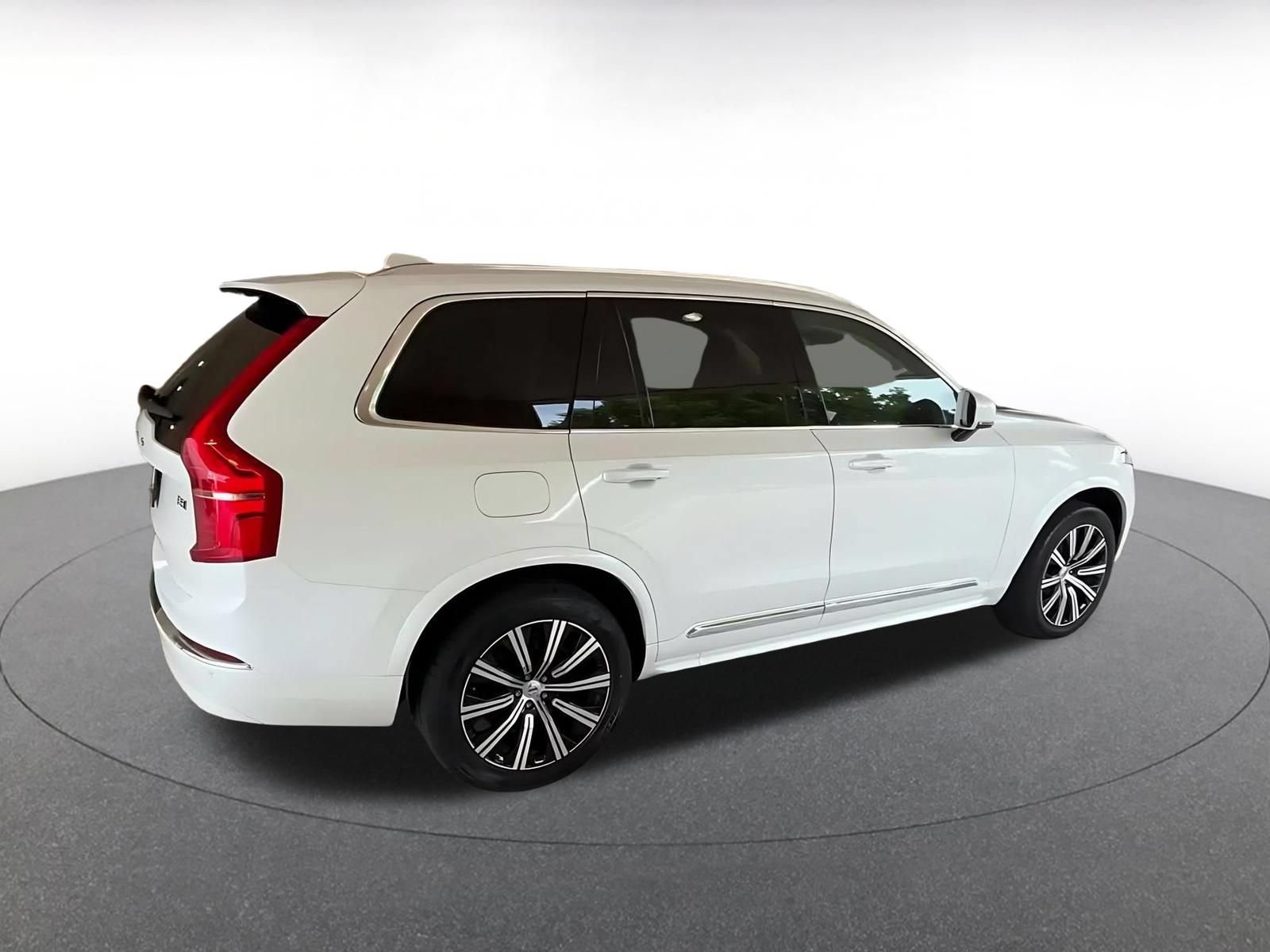 Thumbnail: 2025 Volvo XC90 - 14