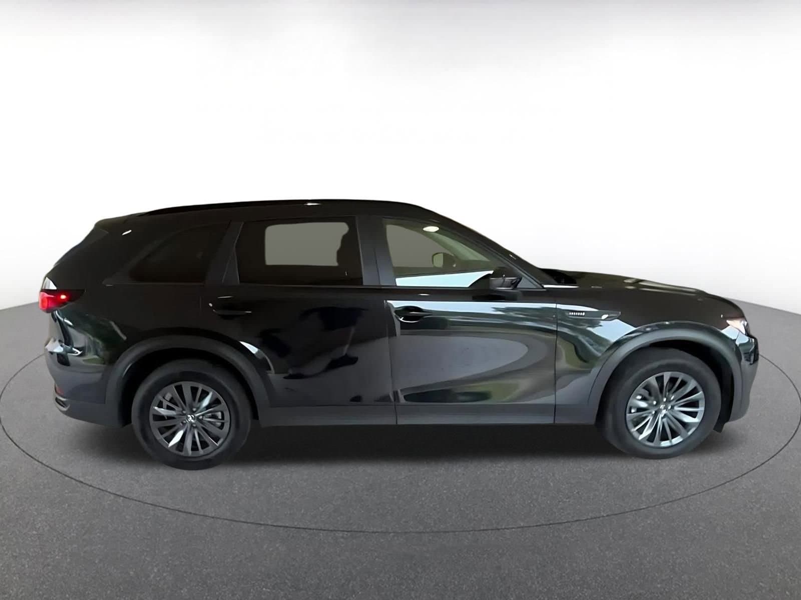 Thumbnail: 2025 Mazda CX-70 - 15