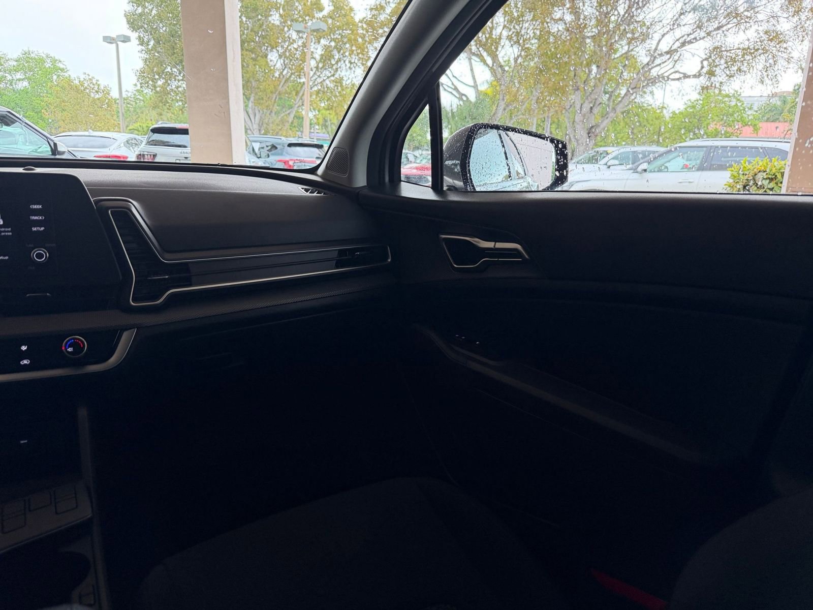 Thumbnail: 2025 Kia Sportage - 30