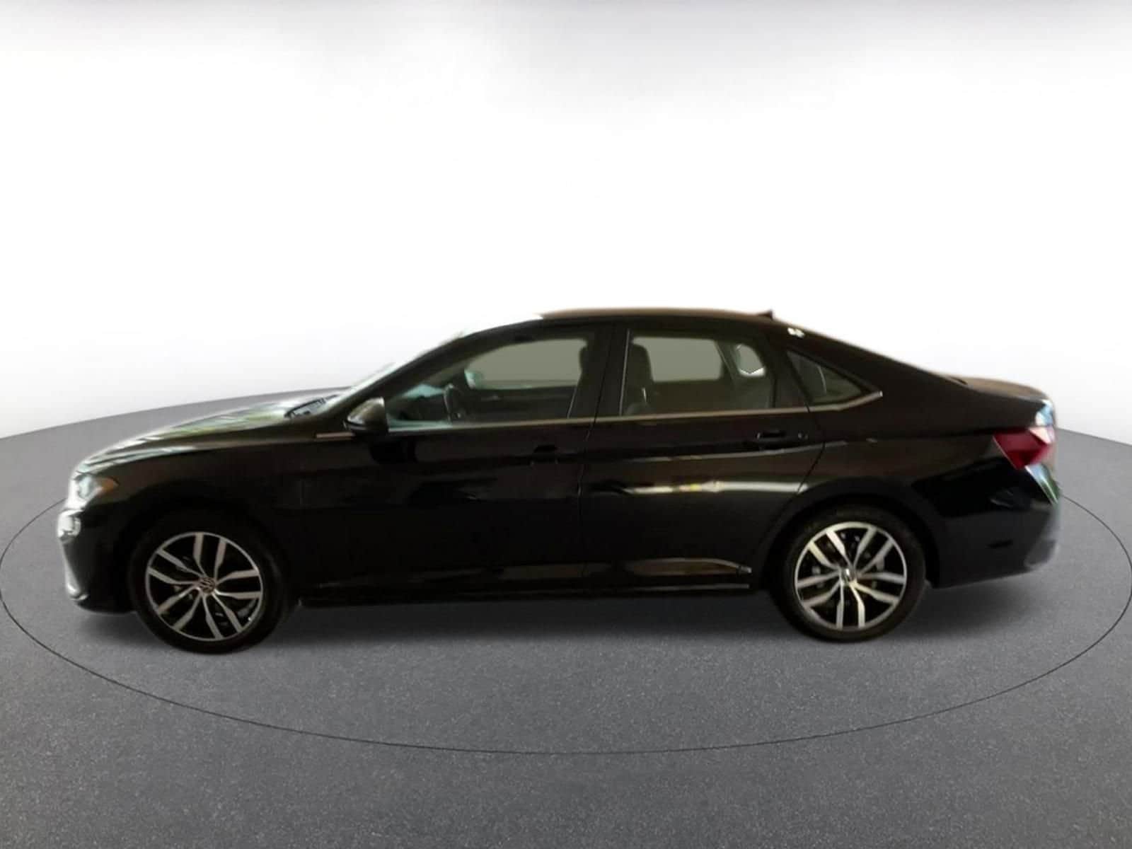 Thumbnail: 2025 Volkswagen Jetta - 9