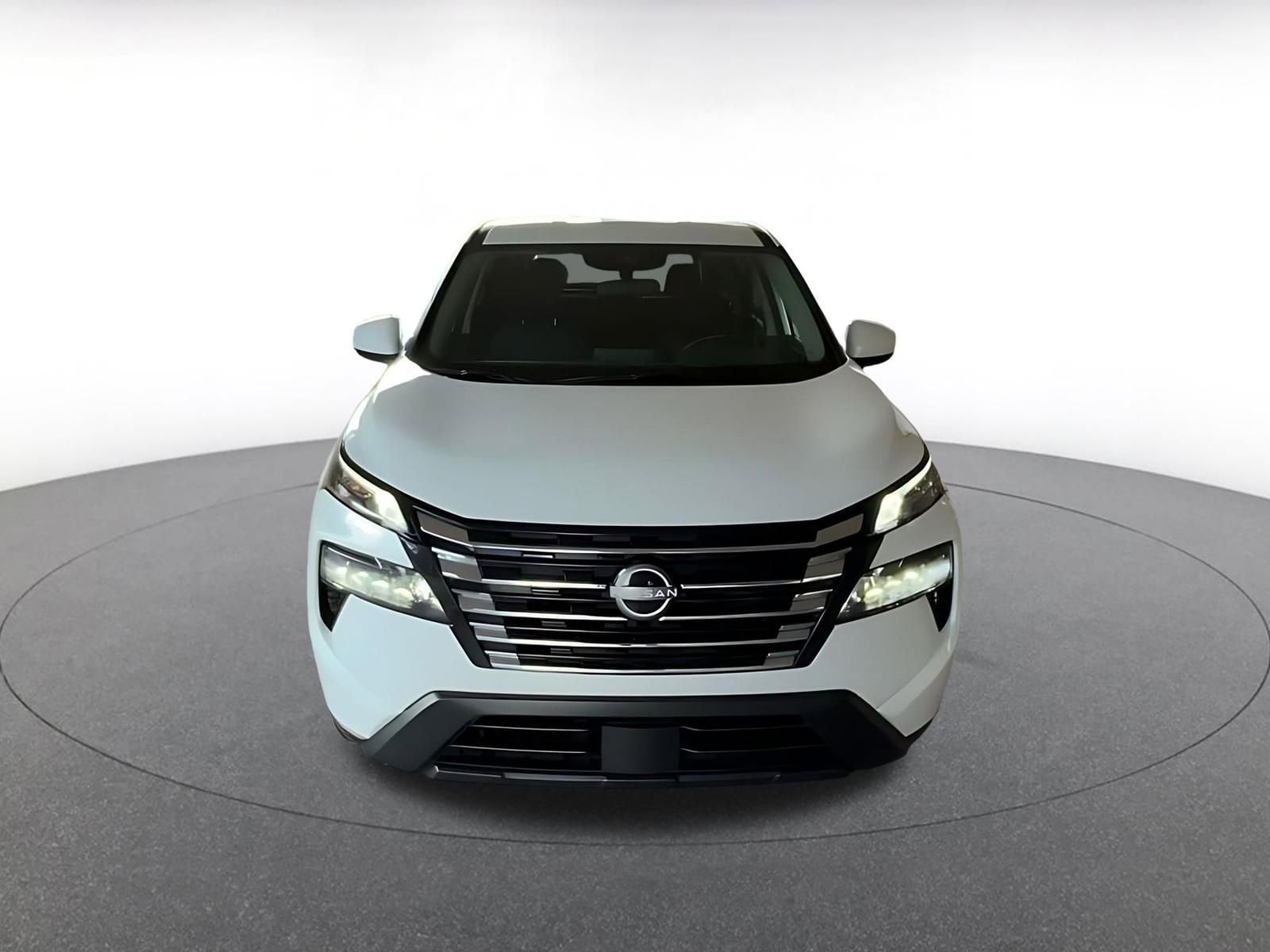 Thumbnail: 2025 Nissan Rogue - 4