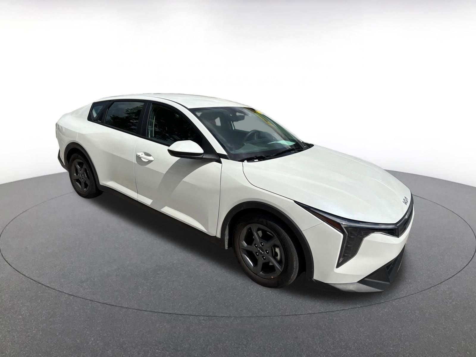 Thumbnail: 2025 Kia K4 - 3