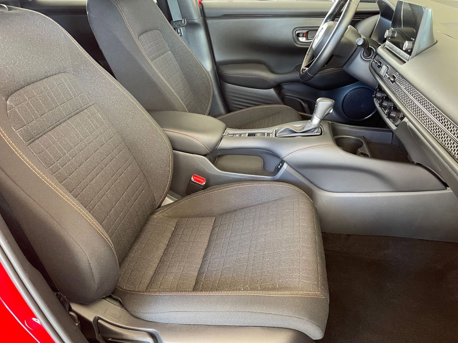 Thumbnail: 2025 Honda HR-V - 34