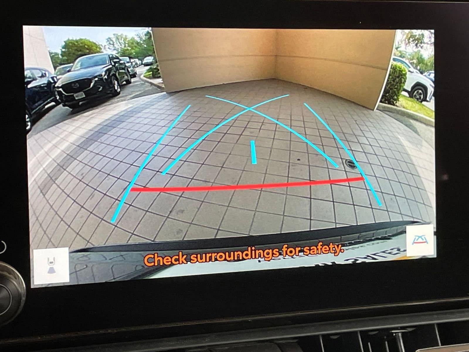 Thumbnail: 2025 Toyota RAV4 - 29