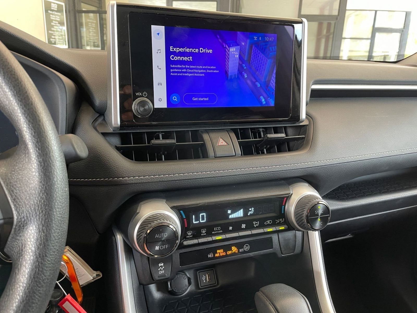 Thumbnail: 2025 Toyota RAV4 - 18