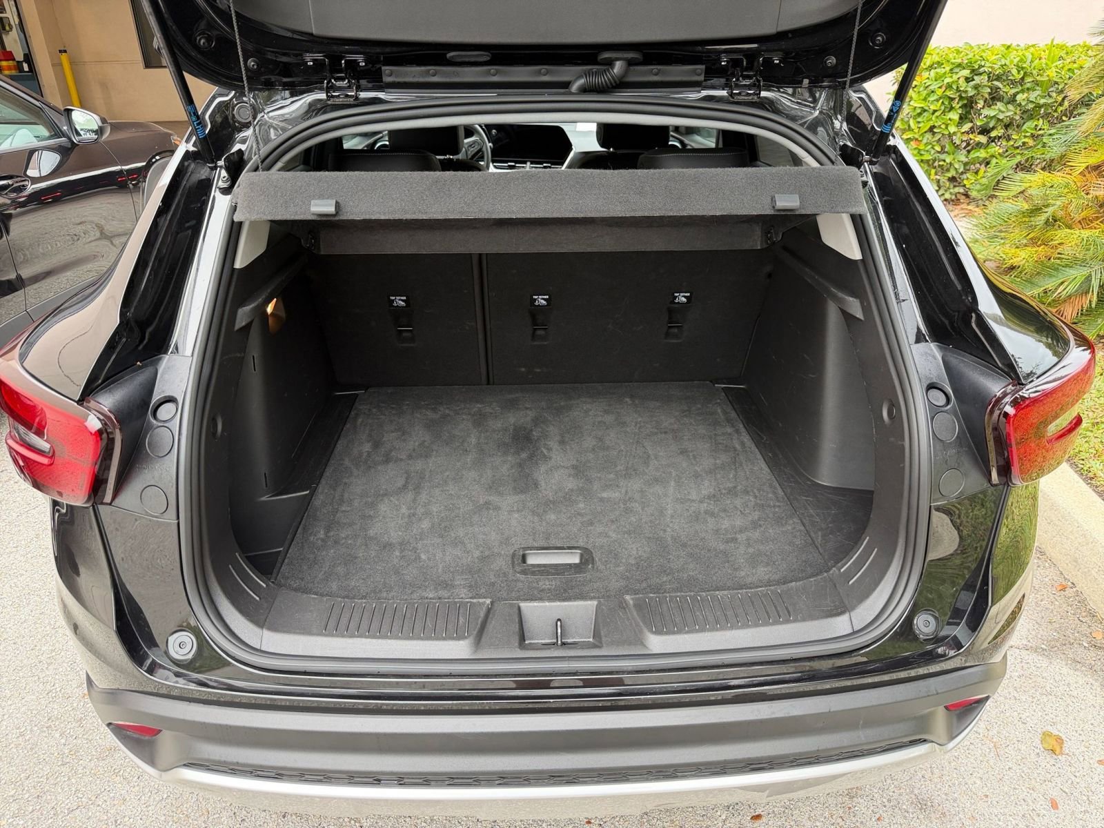 Thumbnail: 2025 Chevrolet Trax - 24