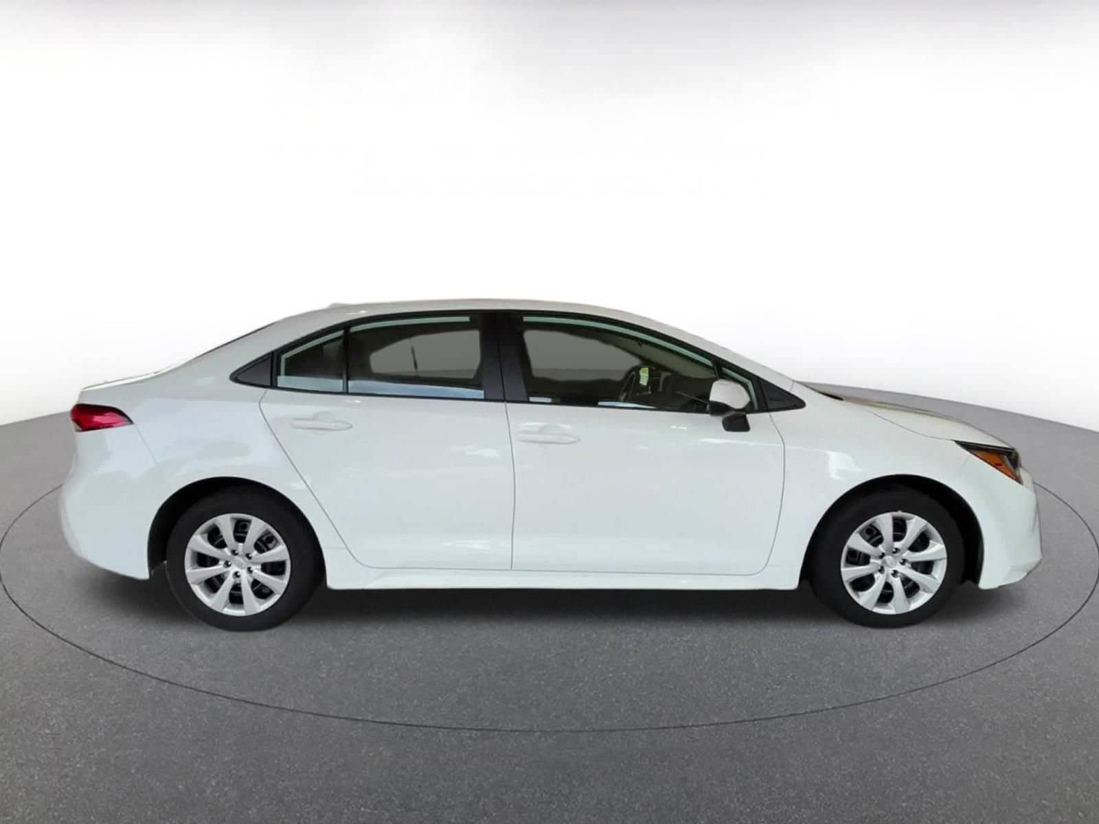 Thumbnail: 2025 Toyota Corolla - 16