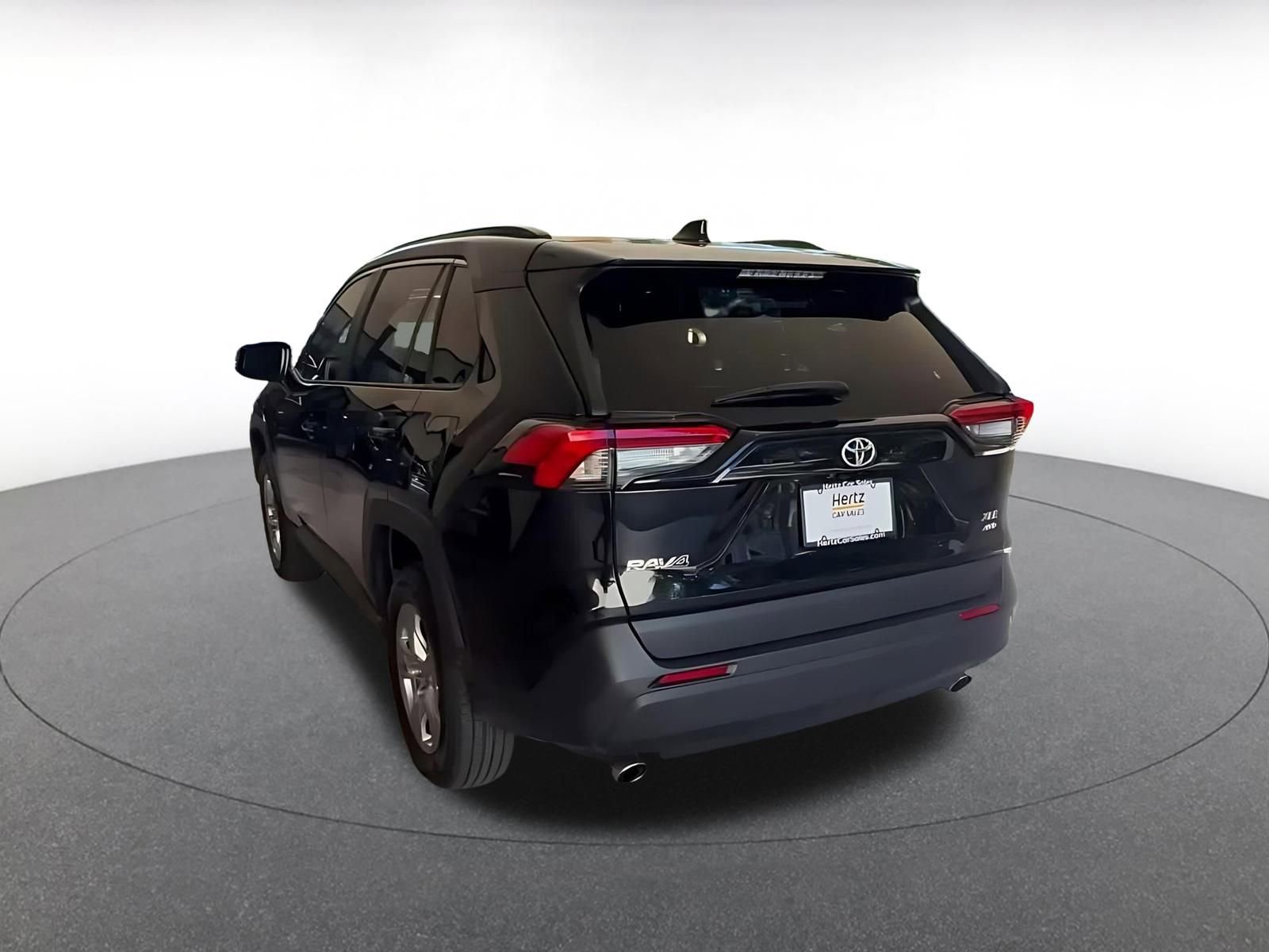 Thumbnail: 2025 Toyota RAV4 - 11