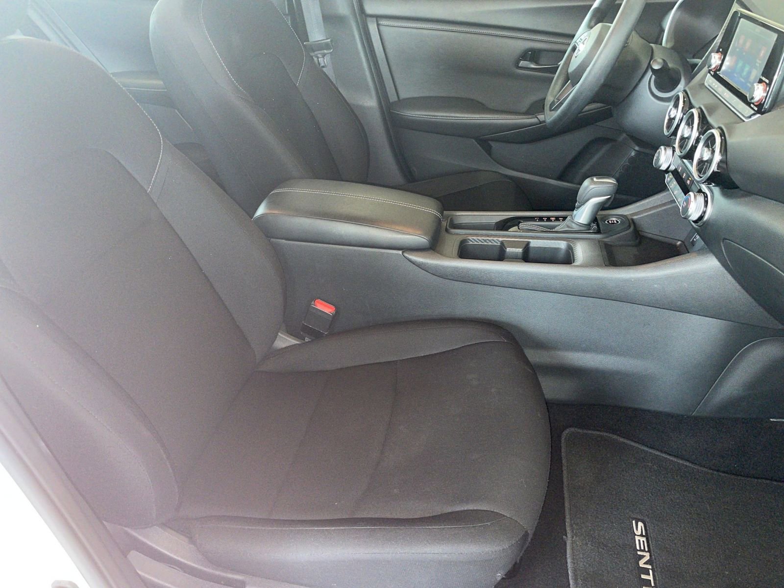 Thumbnail: 2025 Nissan Sentra - 34