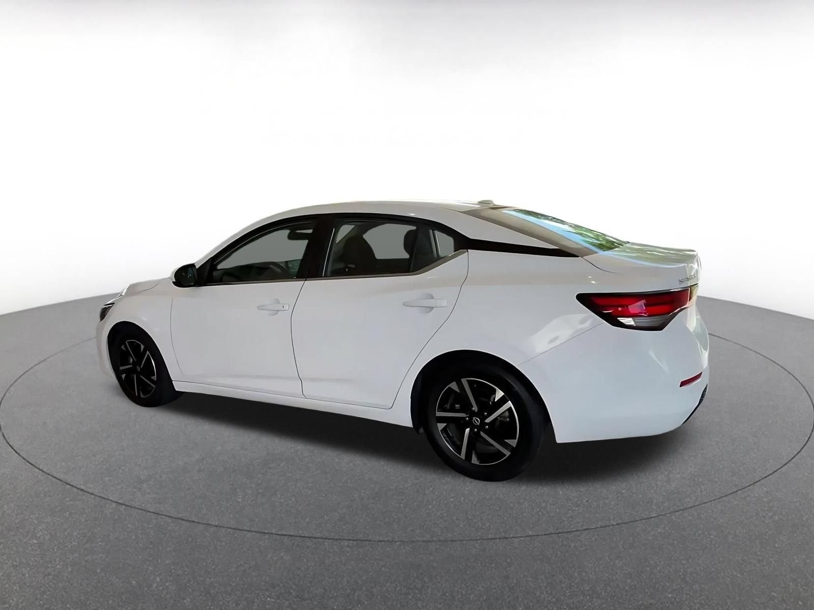 Thumbnail: 2025 Nissan Sentra - 8