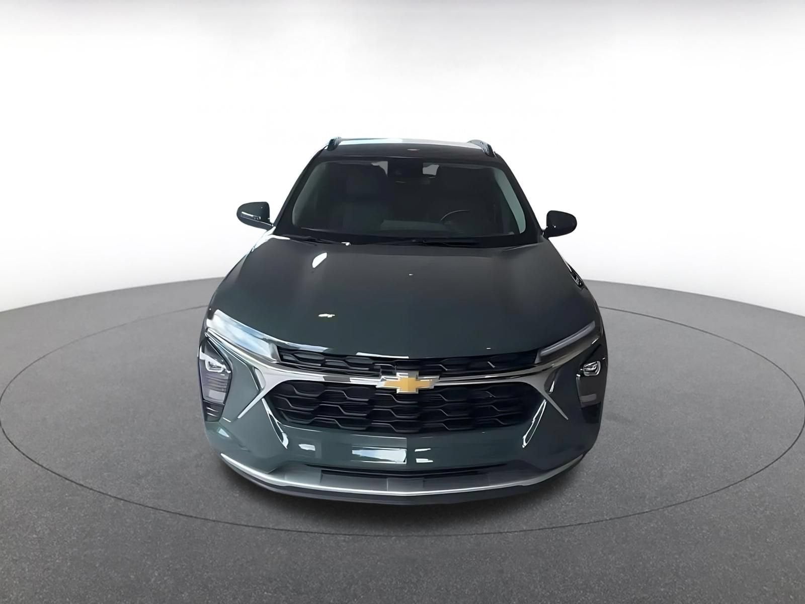 Thumbnail: 2025 Chevrolet Trax - 4