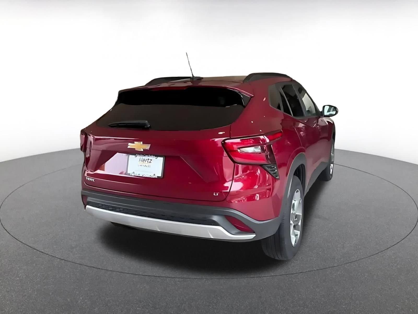 Thumbnail: 2025 Chevrolet Trax - 13