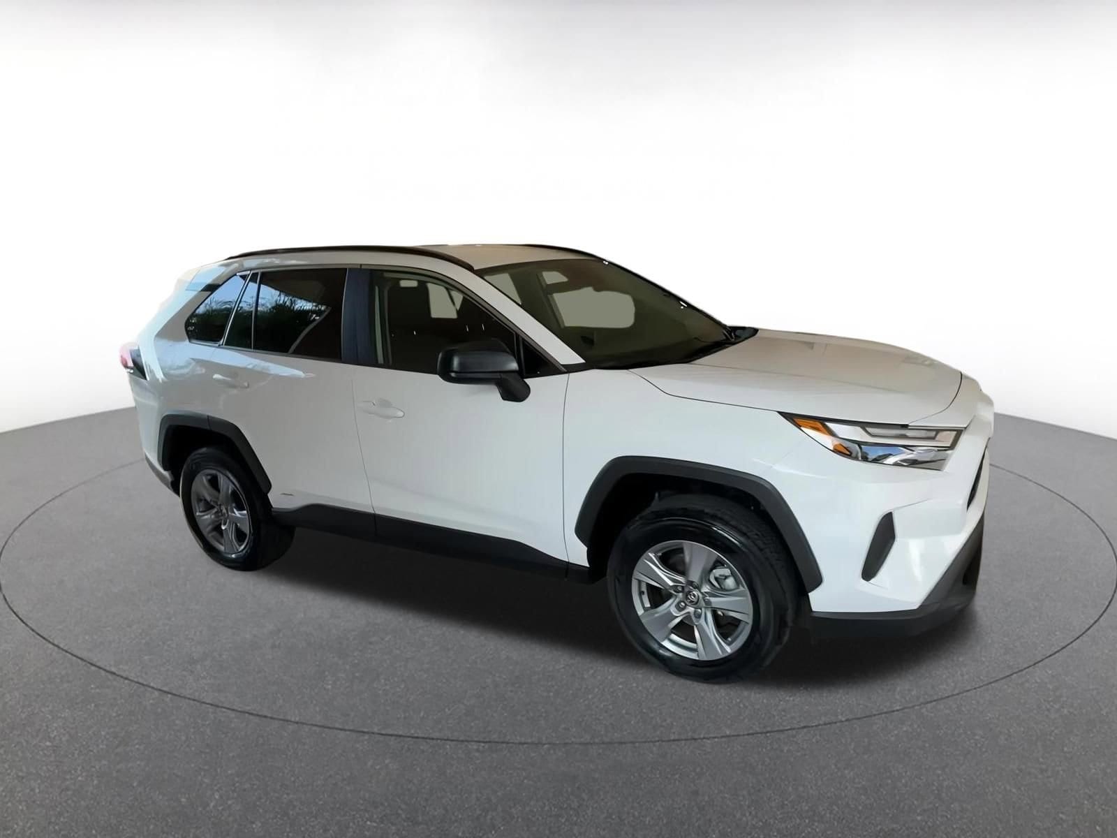 Thumbnail: 2025 Toyota RAV4 - 2