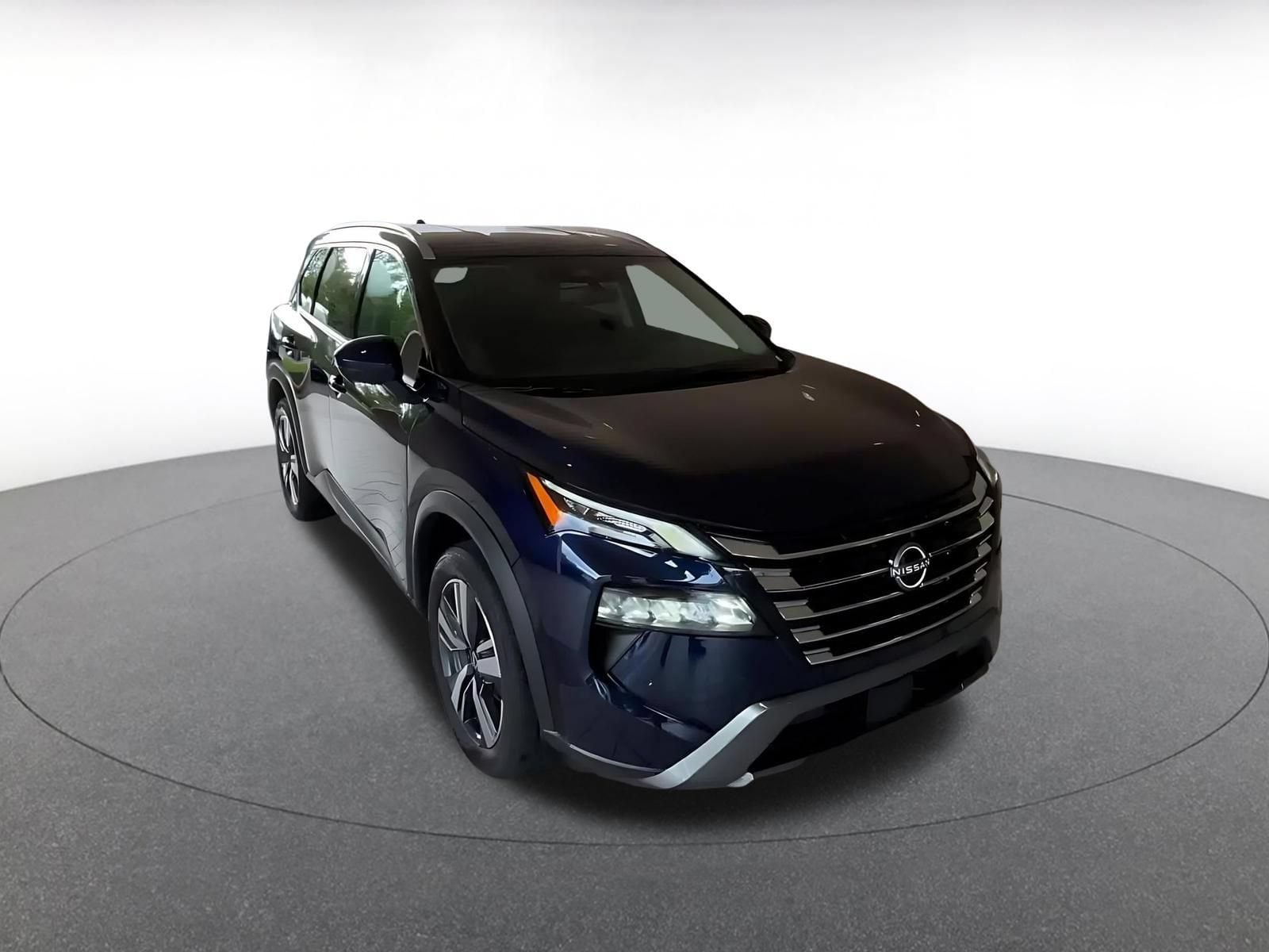 Thumbnail: 2026 Nissan Rogue - 4