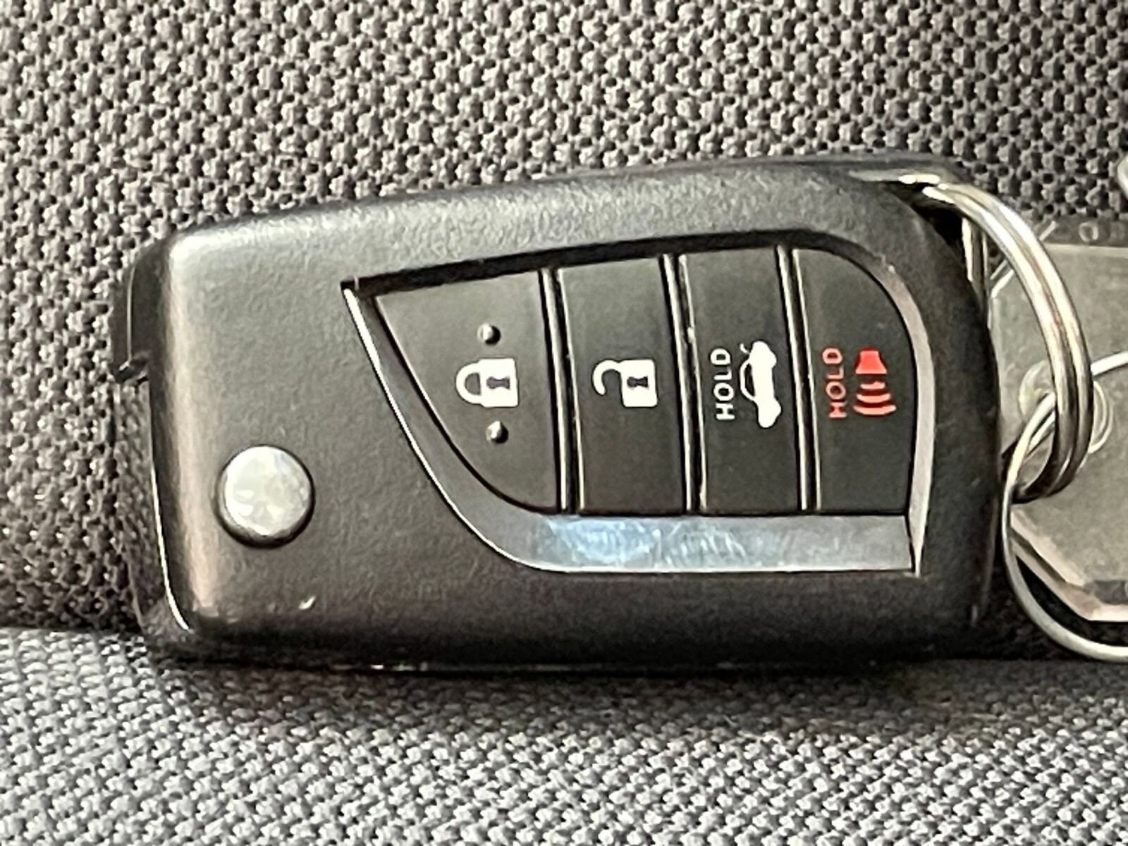 Thumbnail: 2025 Toyota Corolla - 22