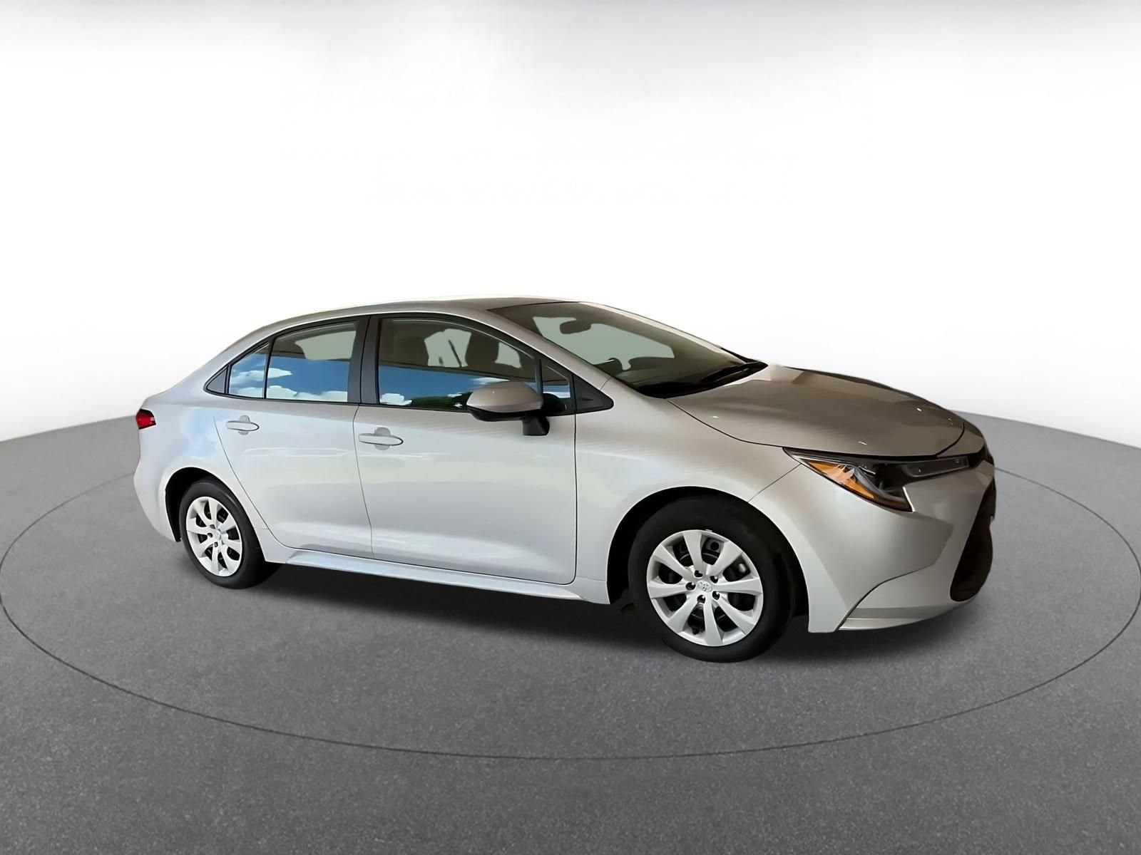 Thumbnail: 2025 Toyota Corolla - 2