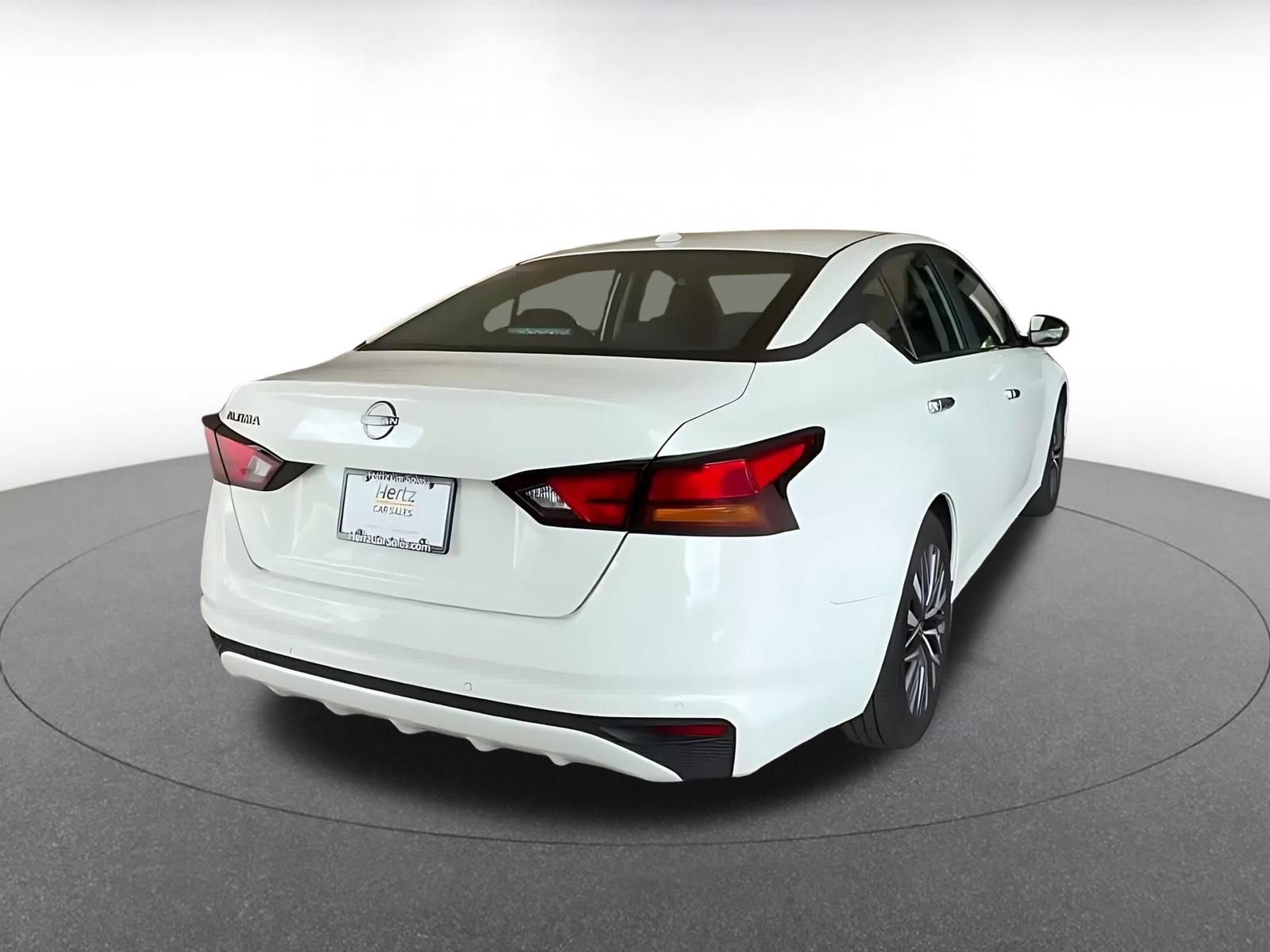 Thumbnail: 2025 Nissan Altima - 15