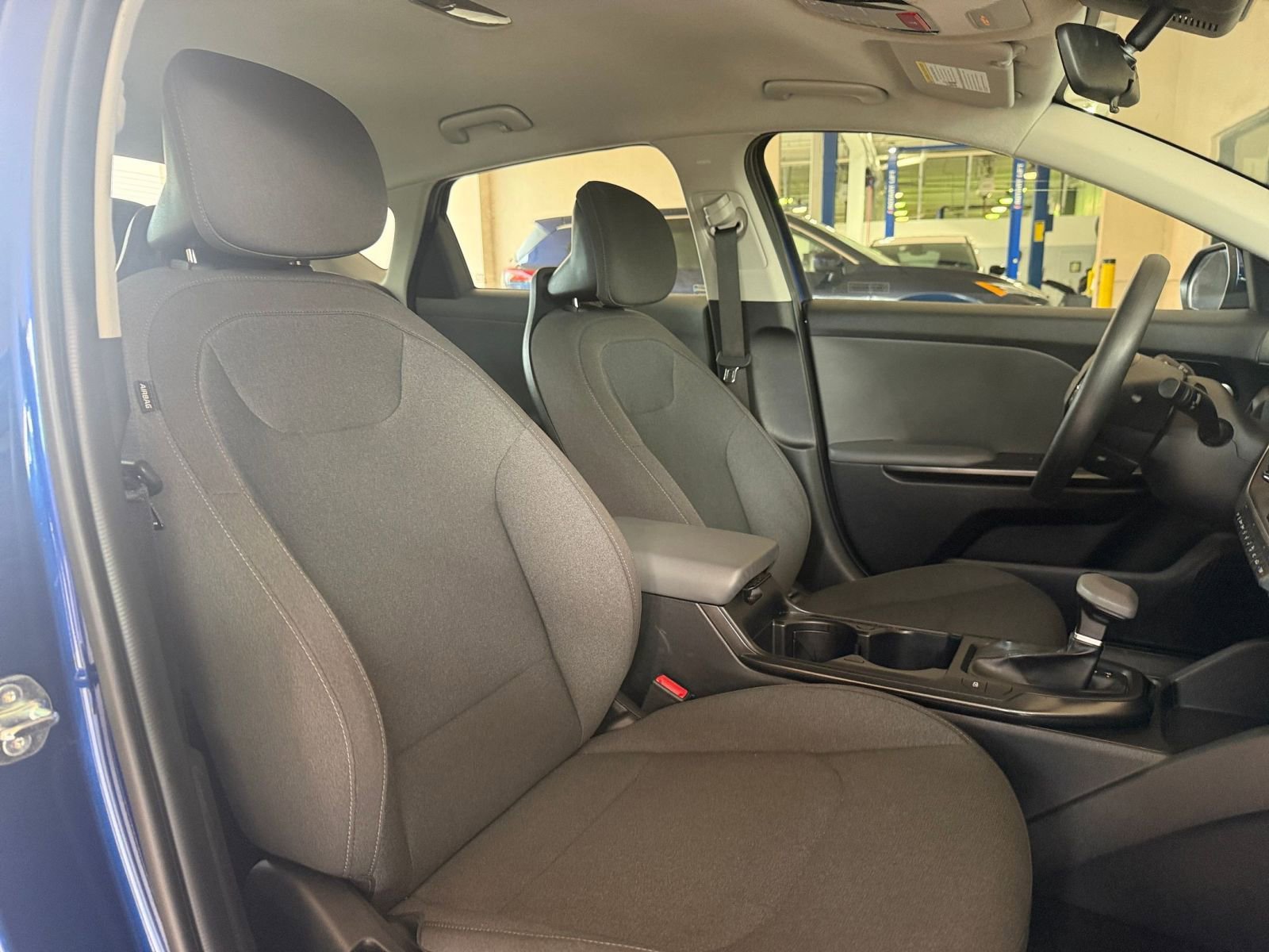 Thumbnail: 2025 Kia K4 - 32