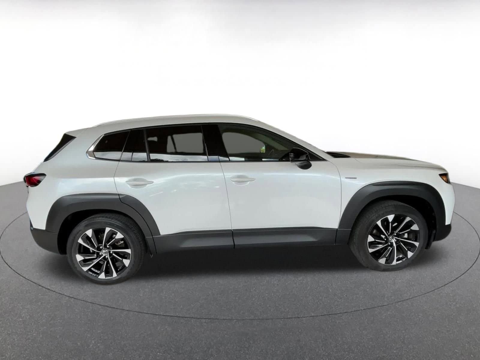 Thumbnail: 2025 Mazda CX-50 - 16