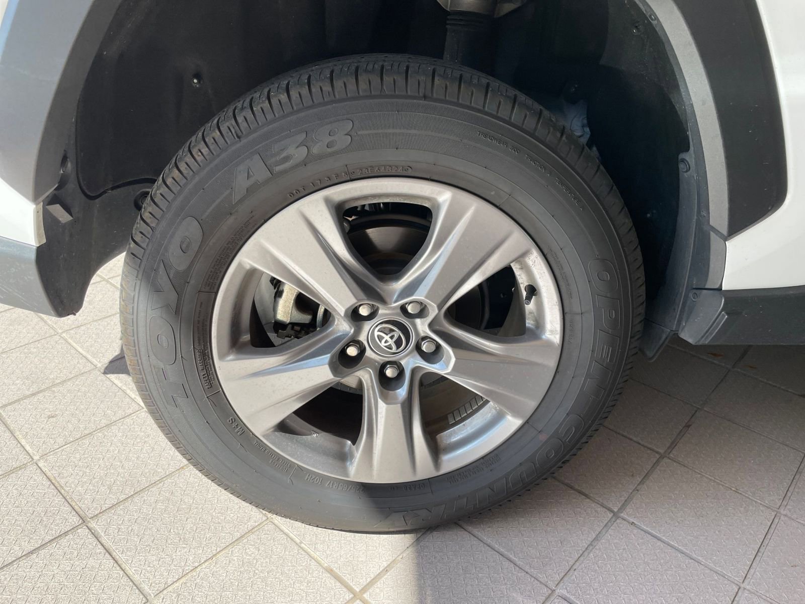 Thumbnail: 2025 Toyota RAV4 - 29