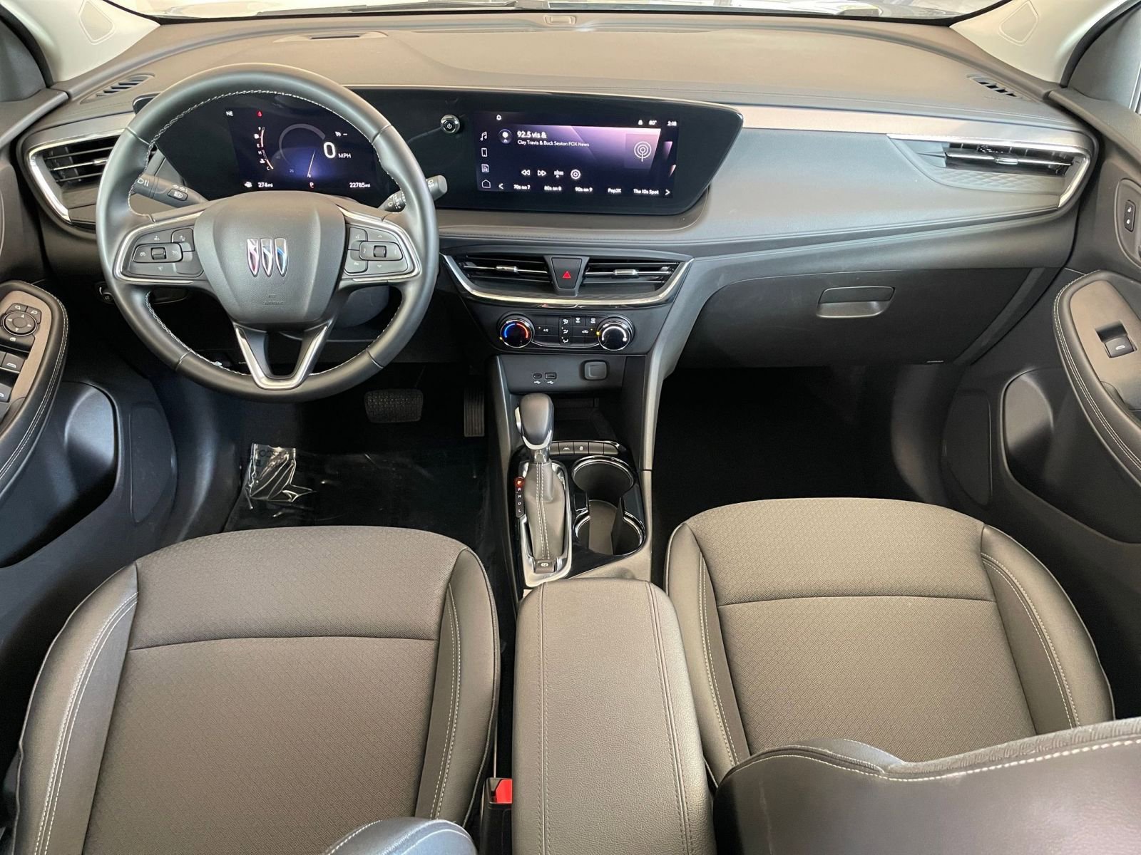 Thumbnail: 2025 Buick Encore GX - 32