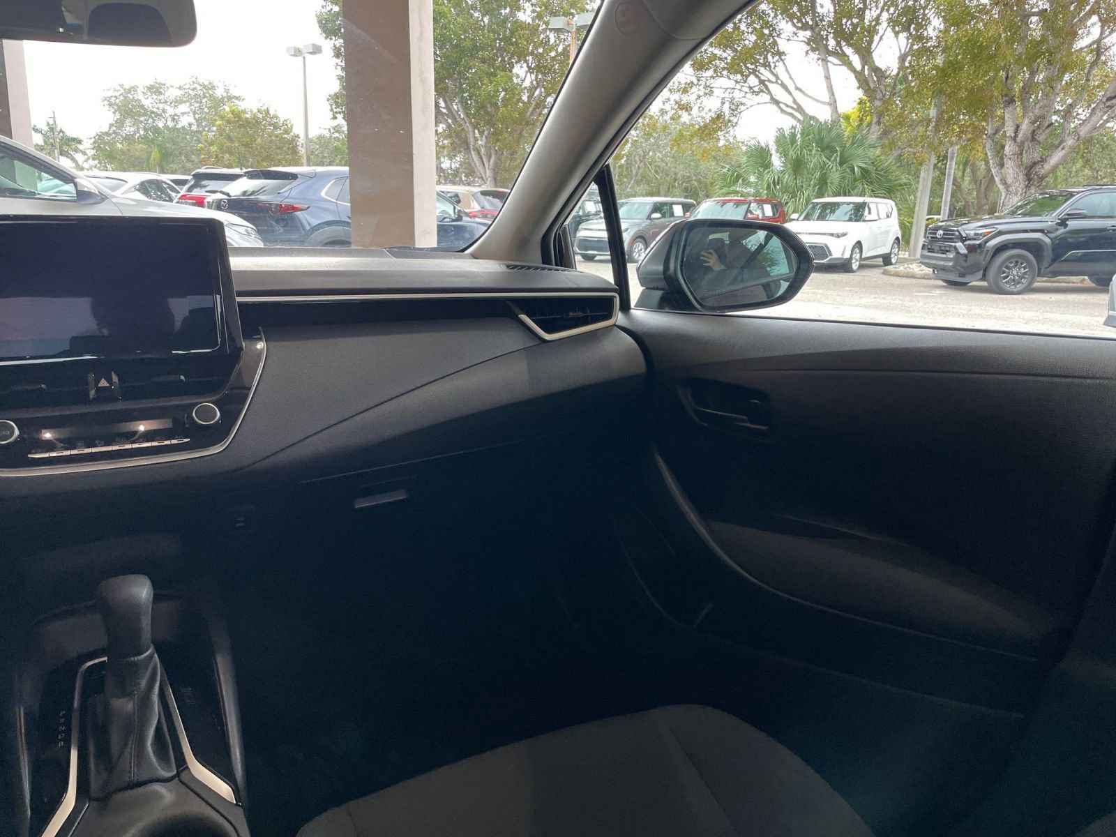 Thumbnail: 2023 Toyota Corolla - 29