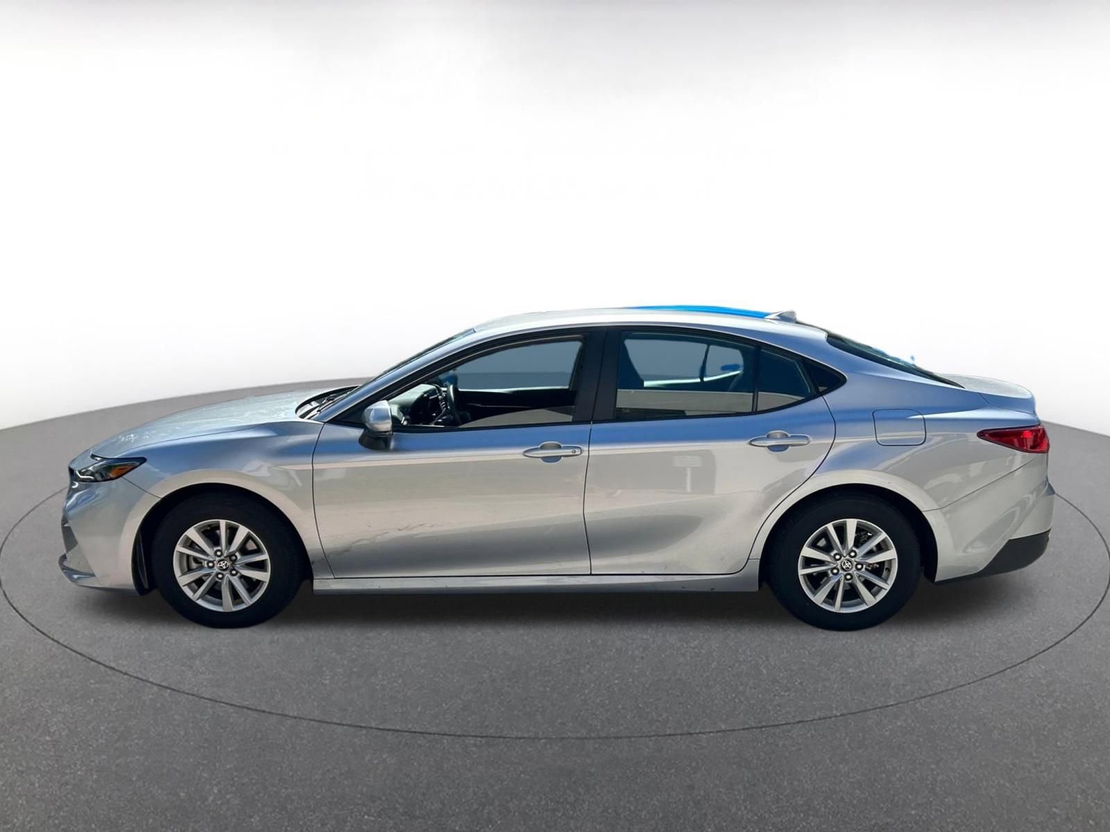 Thumbnail: 2025 Toyota Camry - 15