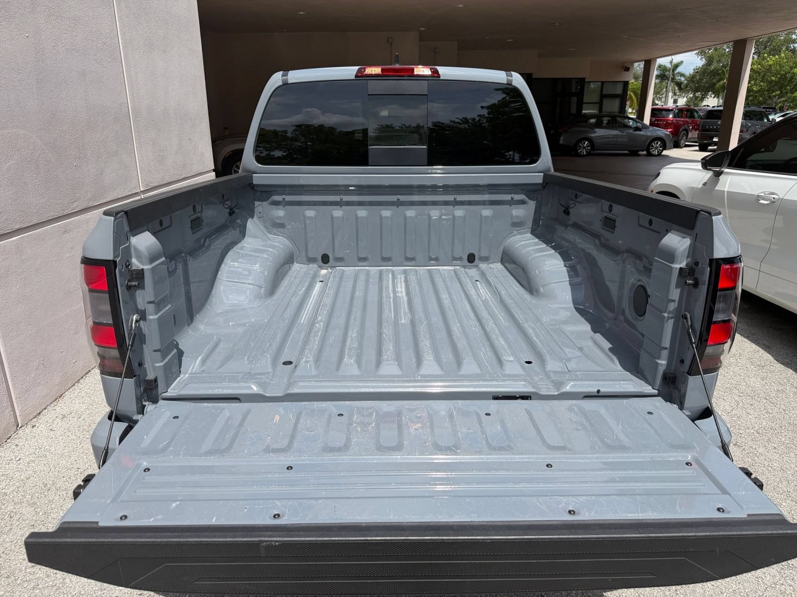 Thumbnail: 2026 Nissan Frontier - 25