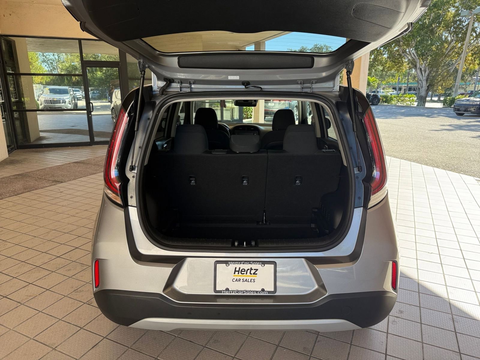 Thumbnail: 2025 Kia Soul - 24