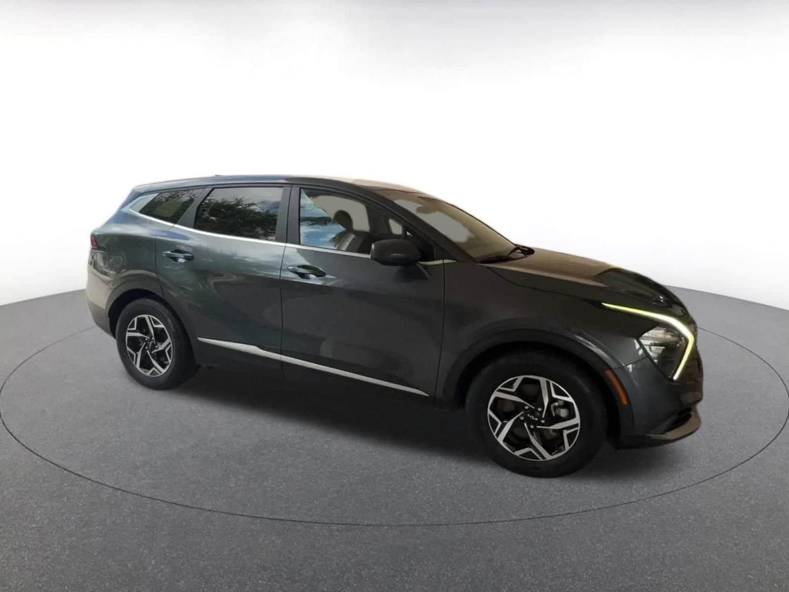 Thumbnail: 2023 Kia Sportage - 2