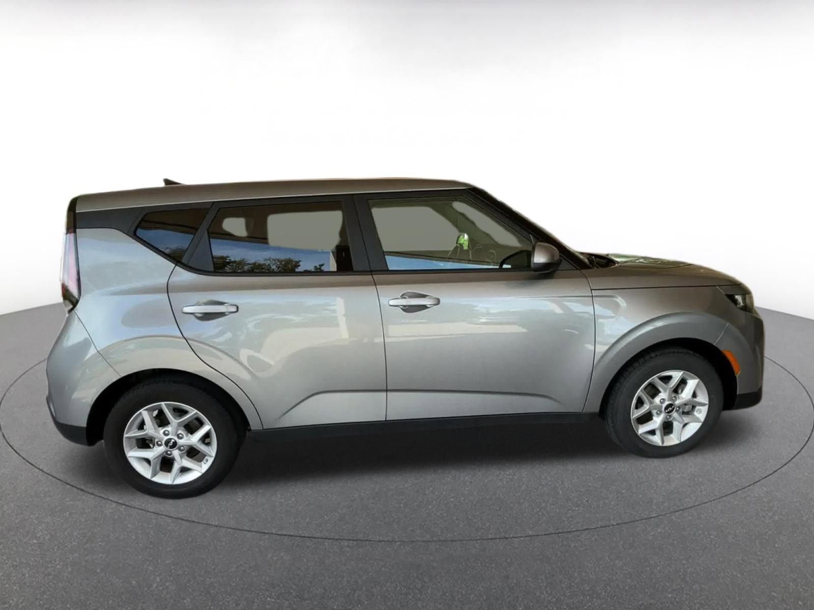 Thumbnail: 2025 Kia Soul - 16