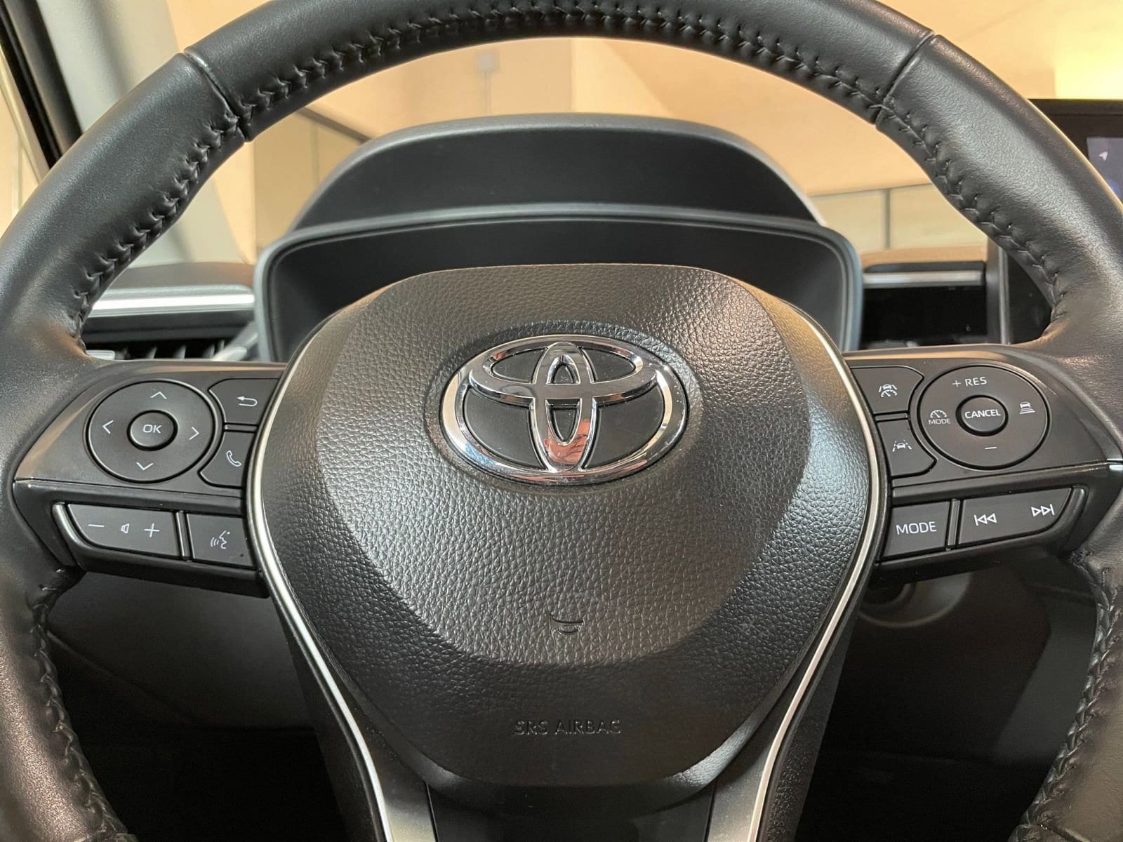 Thumbnail: 2025 Toyota Corolla Cross - 27