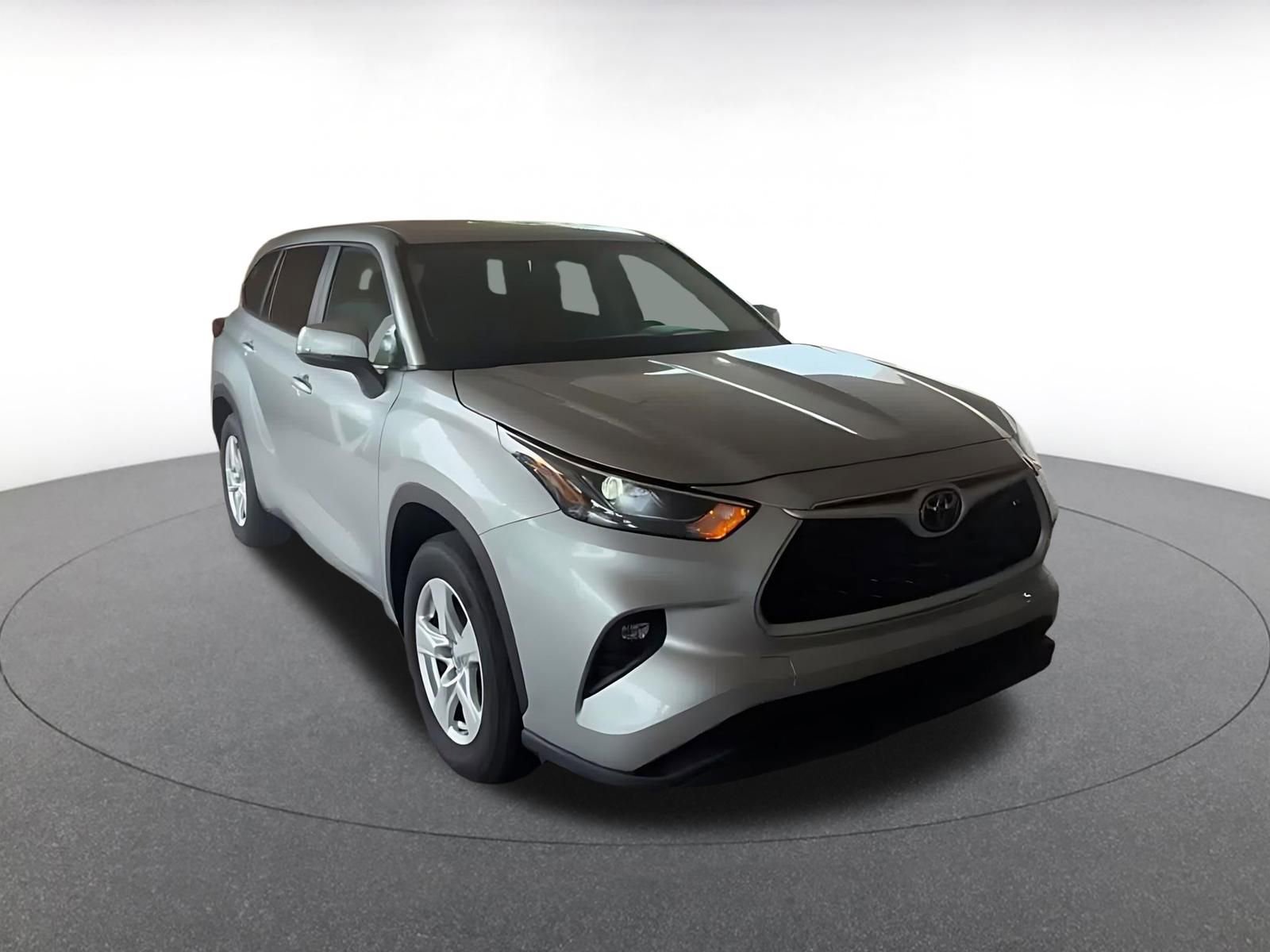Thumbnail: 2025 Toyota Highlander - 3